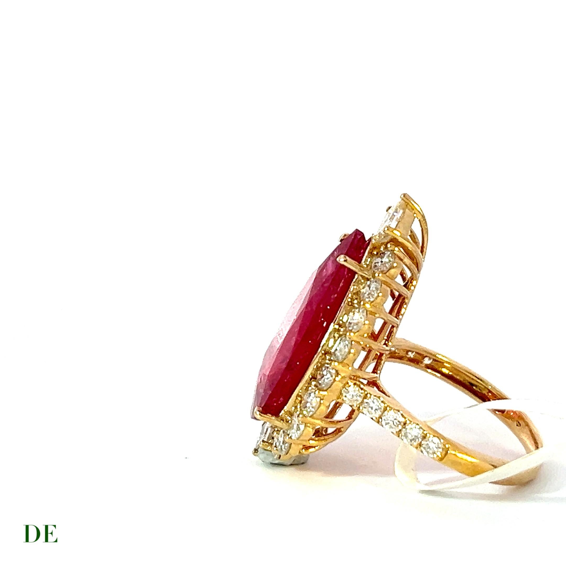 Rare 14k 10.29ct Pear Vivid Red Rubellite with 2.79ct Statement Diamond Ring In New Condition For Sale In kowloon, Kowloon