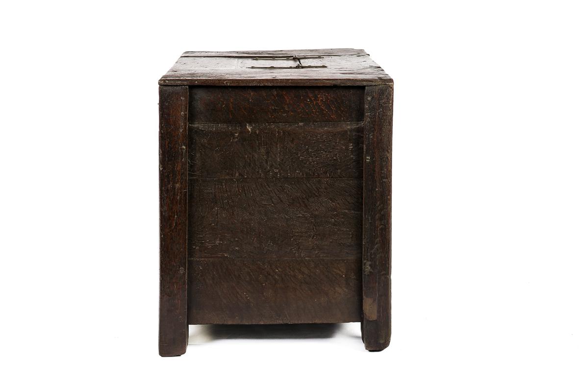 Rare 15th Century Solid Oak Medieval Dutch Gothic Chest or Trunk For Sale 5