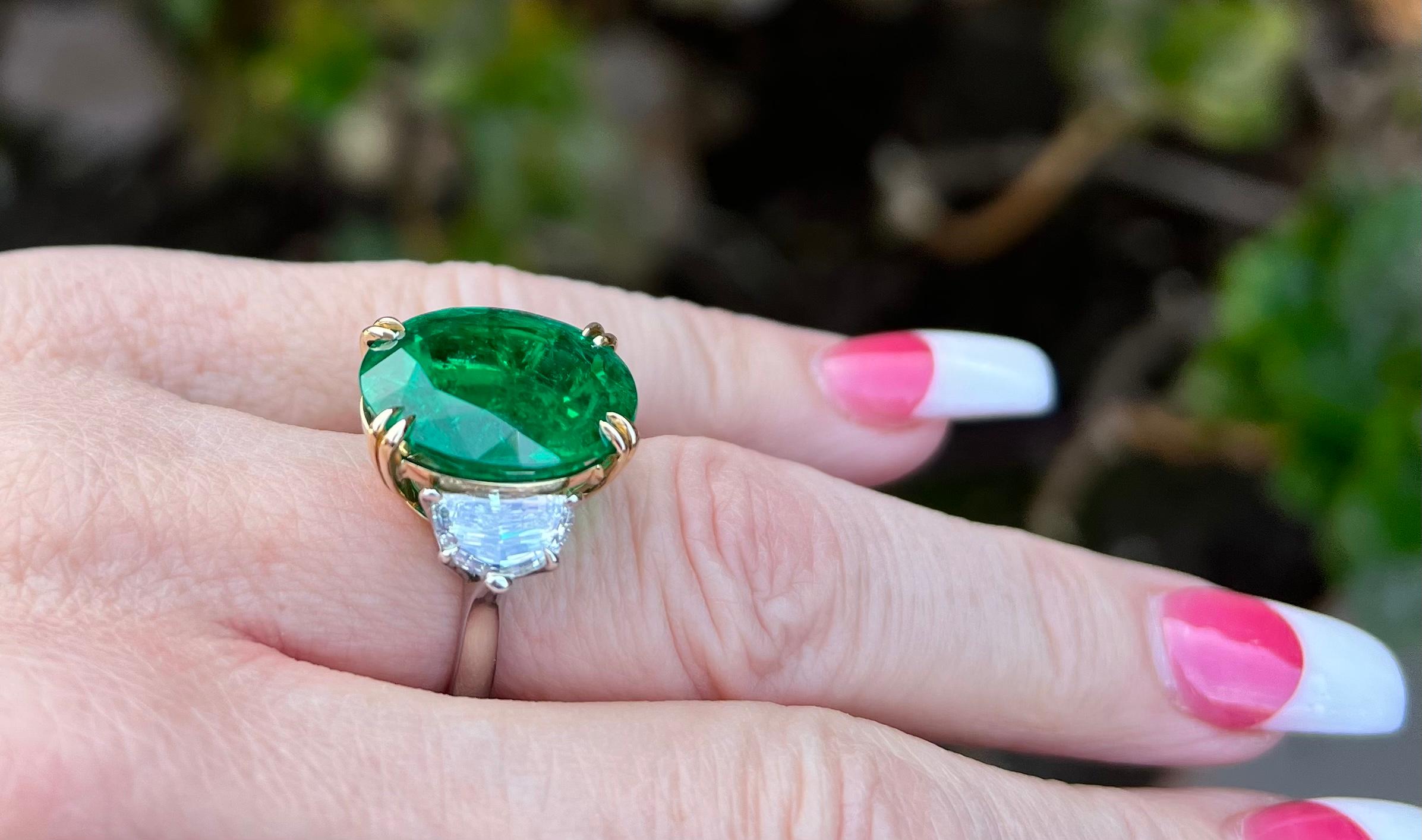 Rare 16.04 Carat AGL Certified Huge Oval Columbian Emerald and Diamond Ring  4