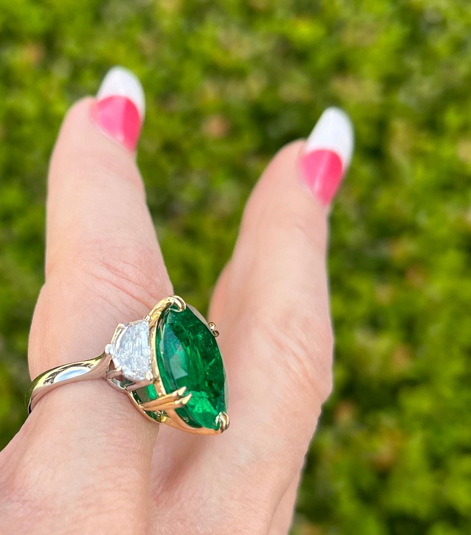 Rare 16.04 Carat AGL Certified Huge Oval Columbian Emerald and Diamond Ring  6