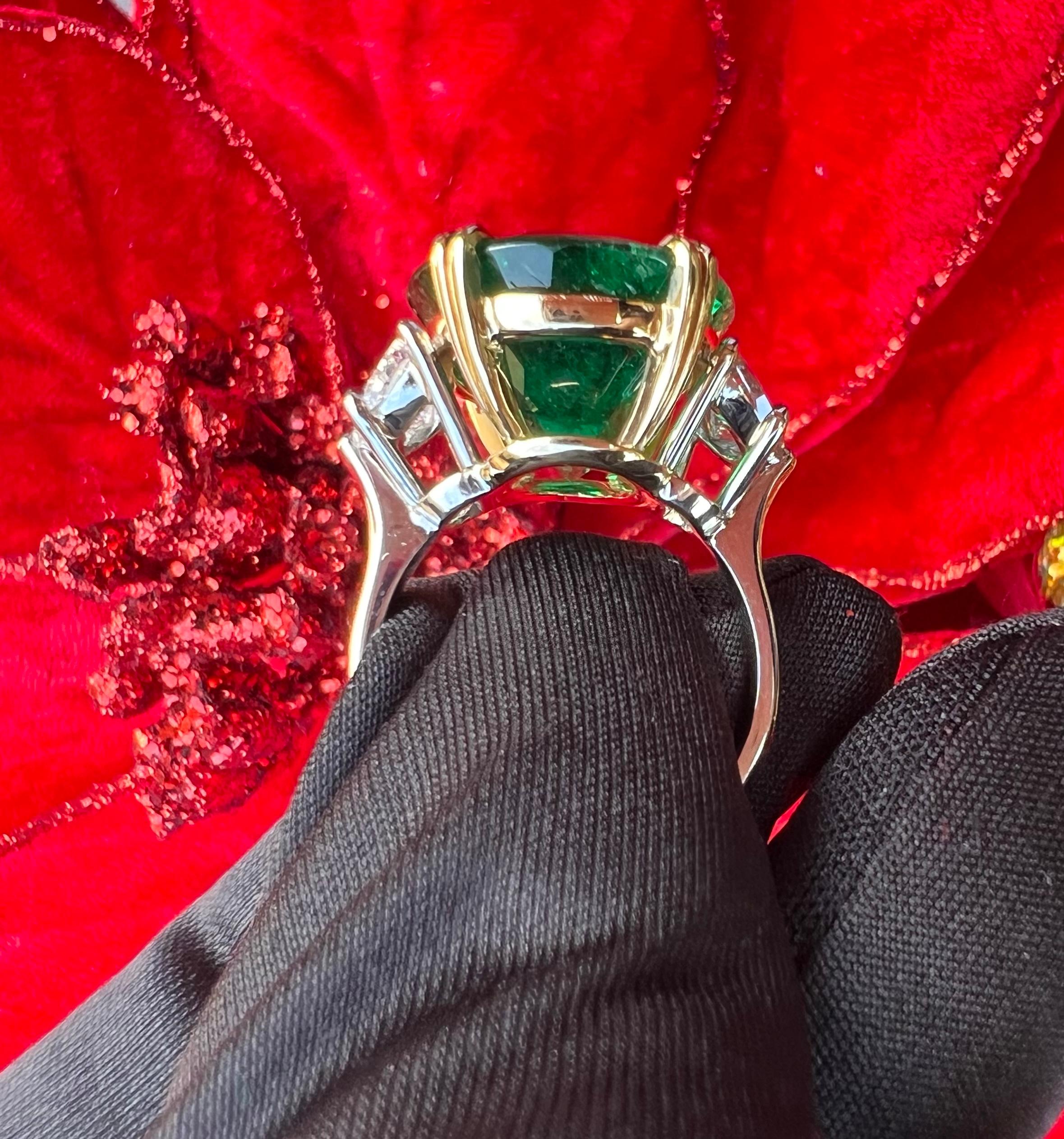 Rare 16.04 Carat AGL Certified Huge Oval Columbian Emerald and Diamond Ring  2