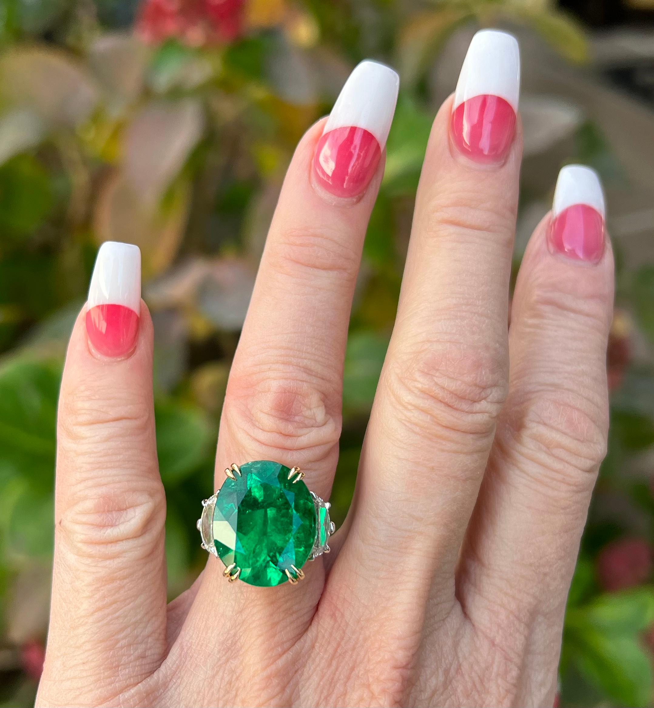 Rare 16.04 Carat AGL Certified Huge Oval Columbian Emerald and Diamond Ring  3