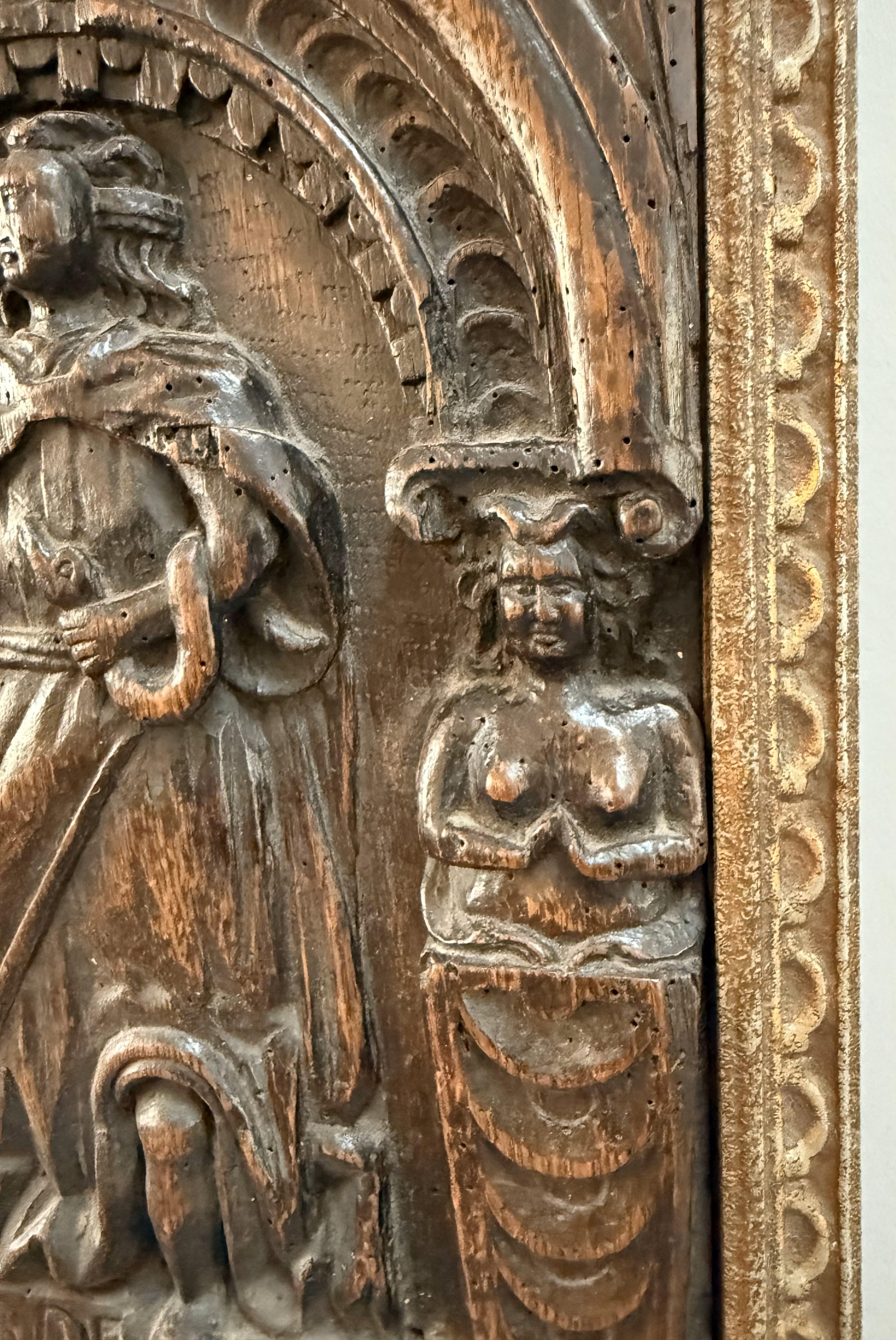 Rare 16th Century French Carving Depicting Prudentia In Good Condition For Sale In Middleburg, VA