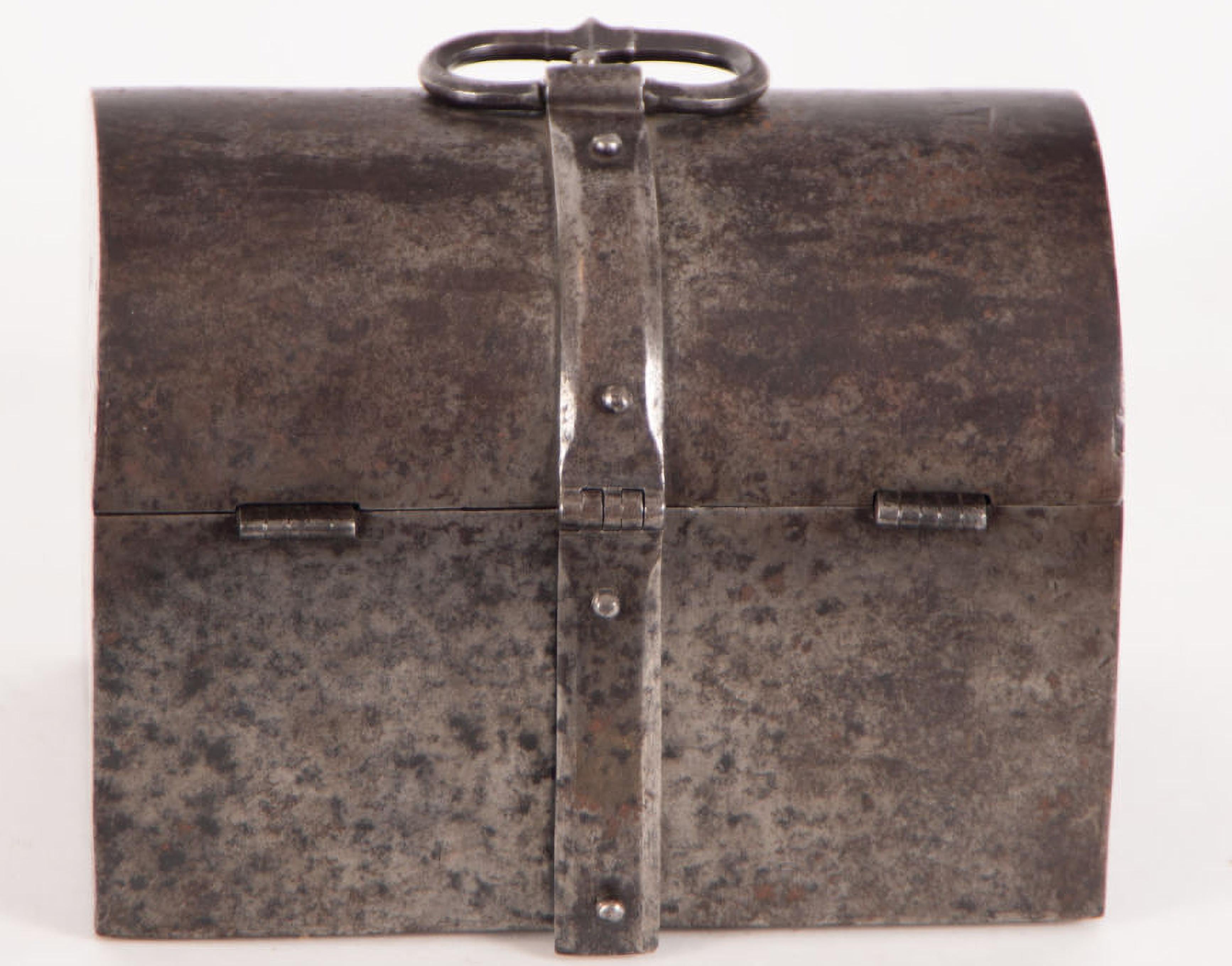 18th Century and Earlier Rare 16th Century Nuremberg Box For Sale