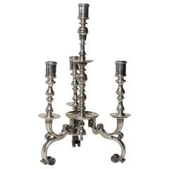 Raro candelabro holandés de bronce plateado del siglo XVII-XVIII
