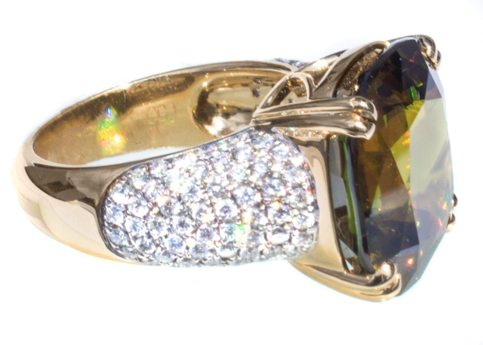 Contemporary Rare 17.8 Ct Sphene & Diamond Ring For Sale