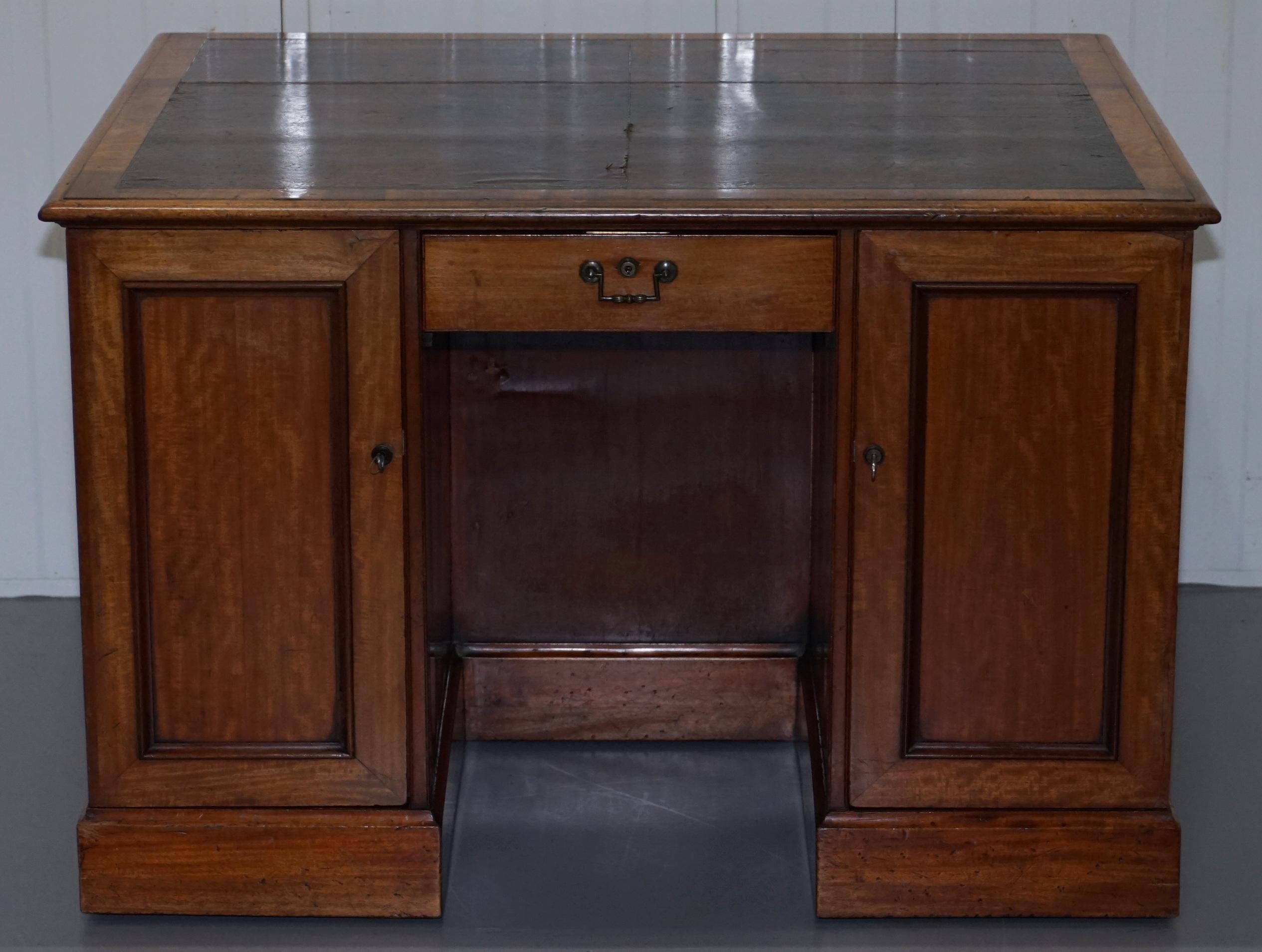 English Rare 1794 George III Gillows of Lancaster Double Sided Postmasters Sorting Desk For Sale