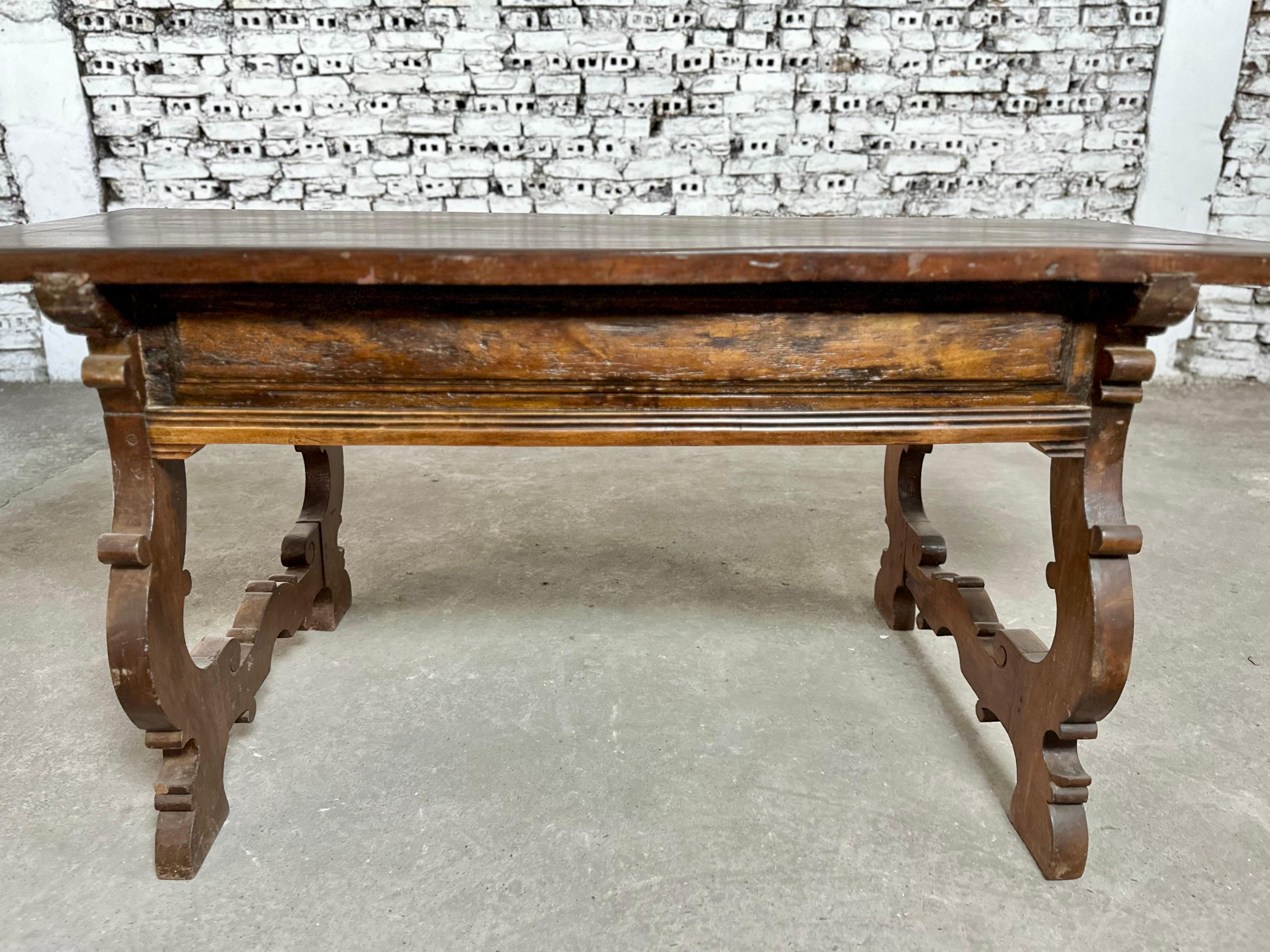 Rare 17c Spanish Reflectoire Dining Table For Sale 13
