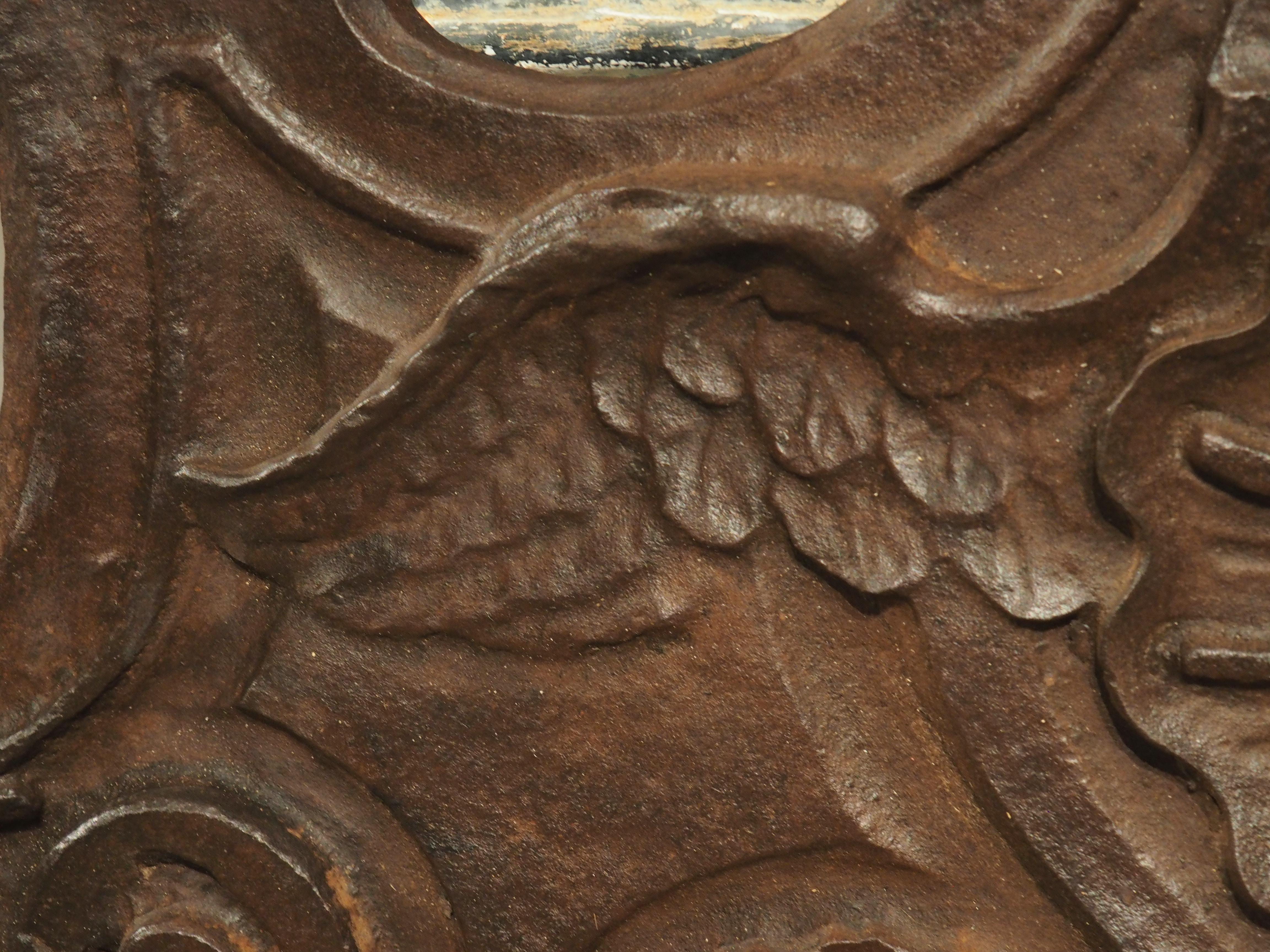Seltener französischer Kaminschirm aus dem 17. Jahrhundert, Wappen von Henri Jules De Bourbon, Prinz von Cond (Eisen) im Angebot