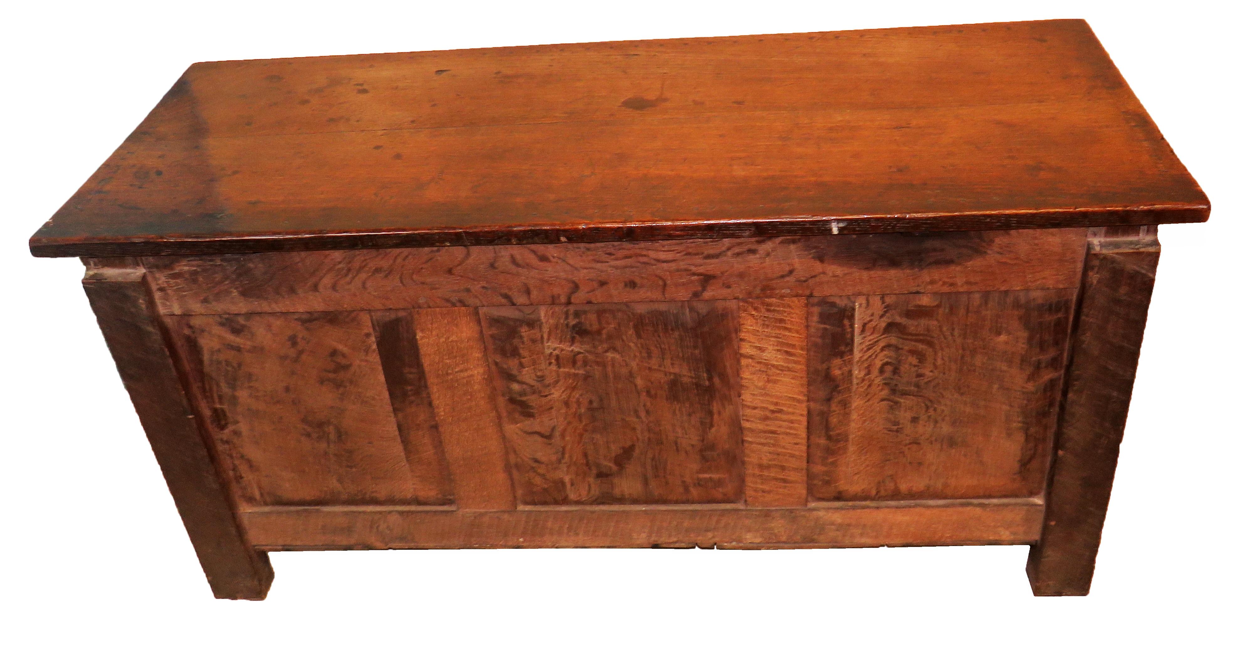 Rare 17th Century Charles 1 Period English Oak Coffer 5