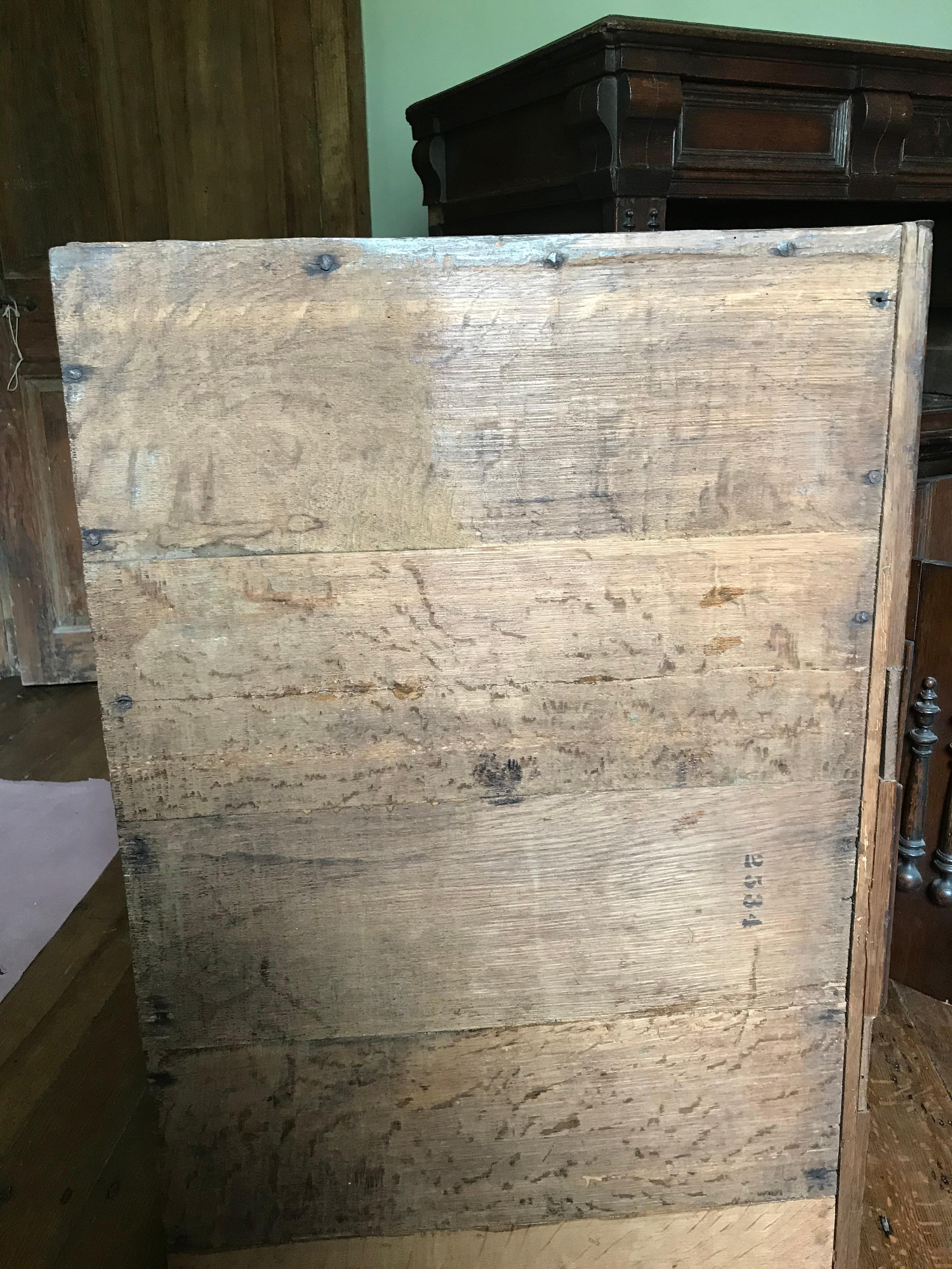Rare cabinet de cour du 17e siècle en vente 3