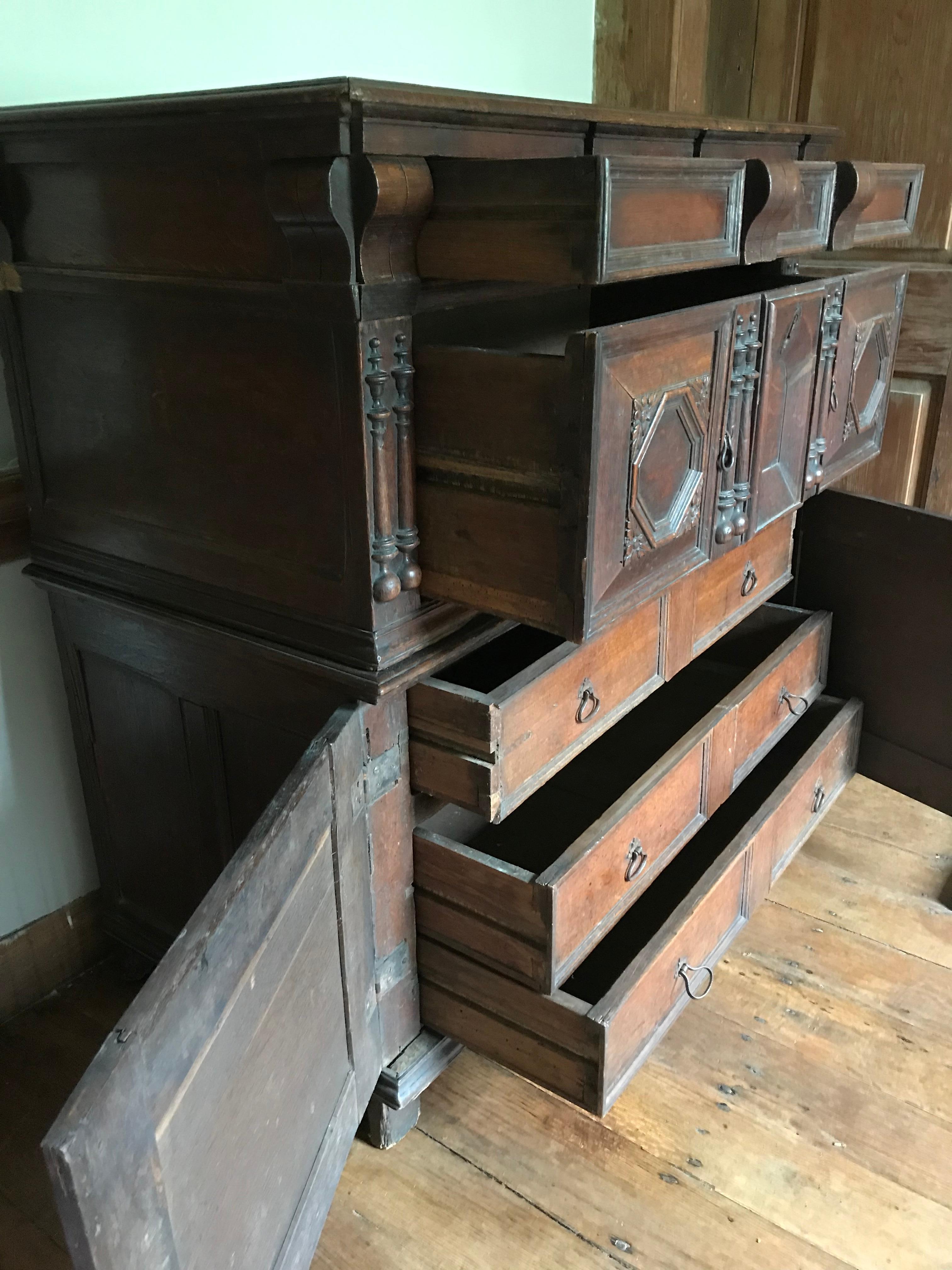 Rare cabinet de cour du 17e siècle en vente 9