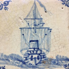 Rare carreau de Delft hollandais du 17e siècle avec décoration du navire de la VOC, l'Amsterdam