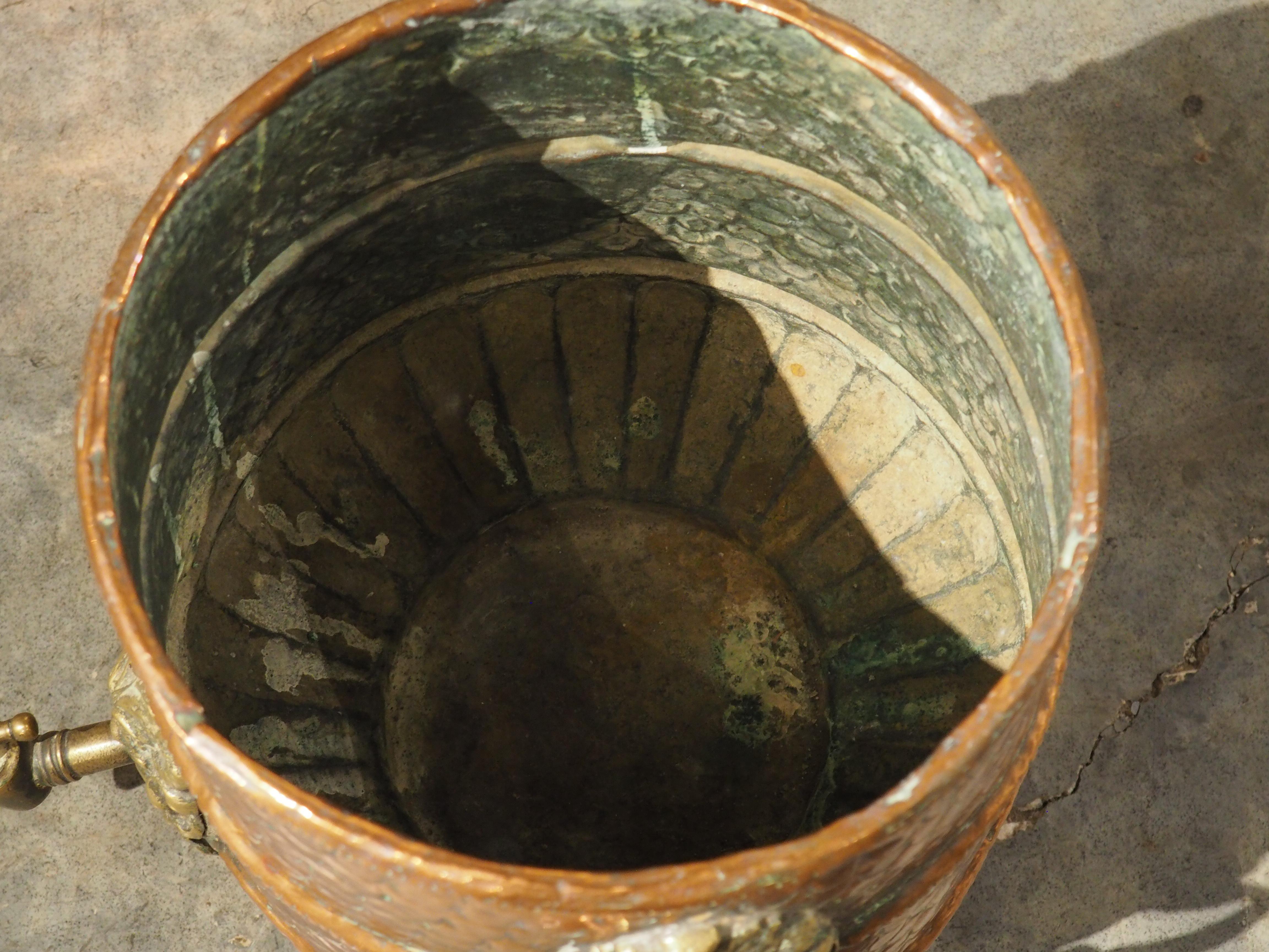 Rare 17th Century French Repousse Copper Water Fountain For Sale 6