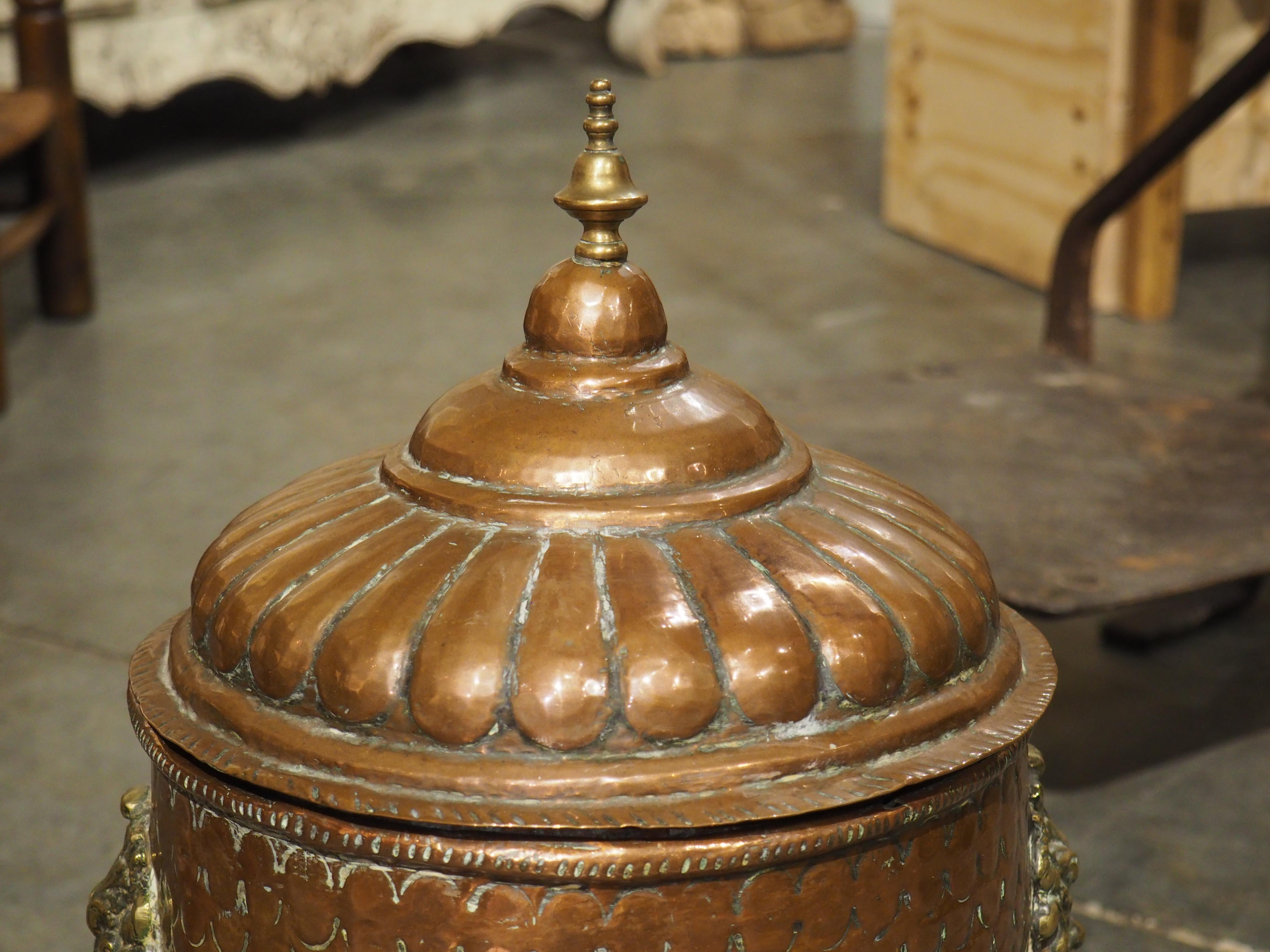 Hammered Rare 17th Century French Repousse Copper Water Fountain For Sale