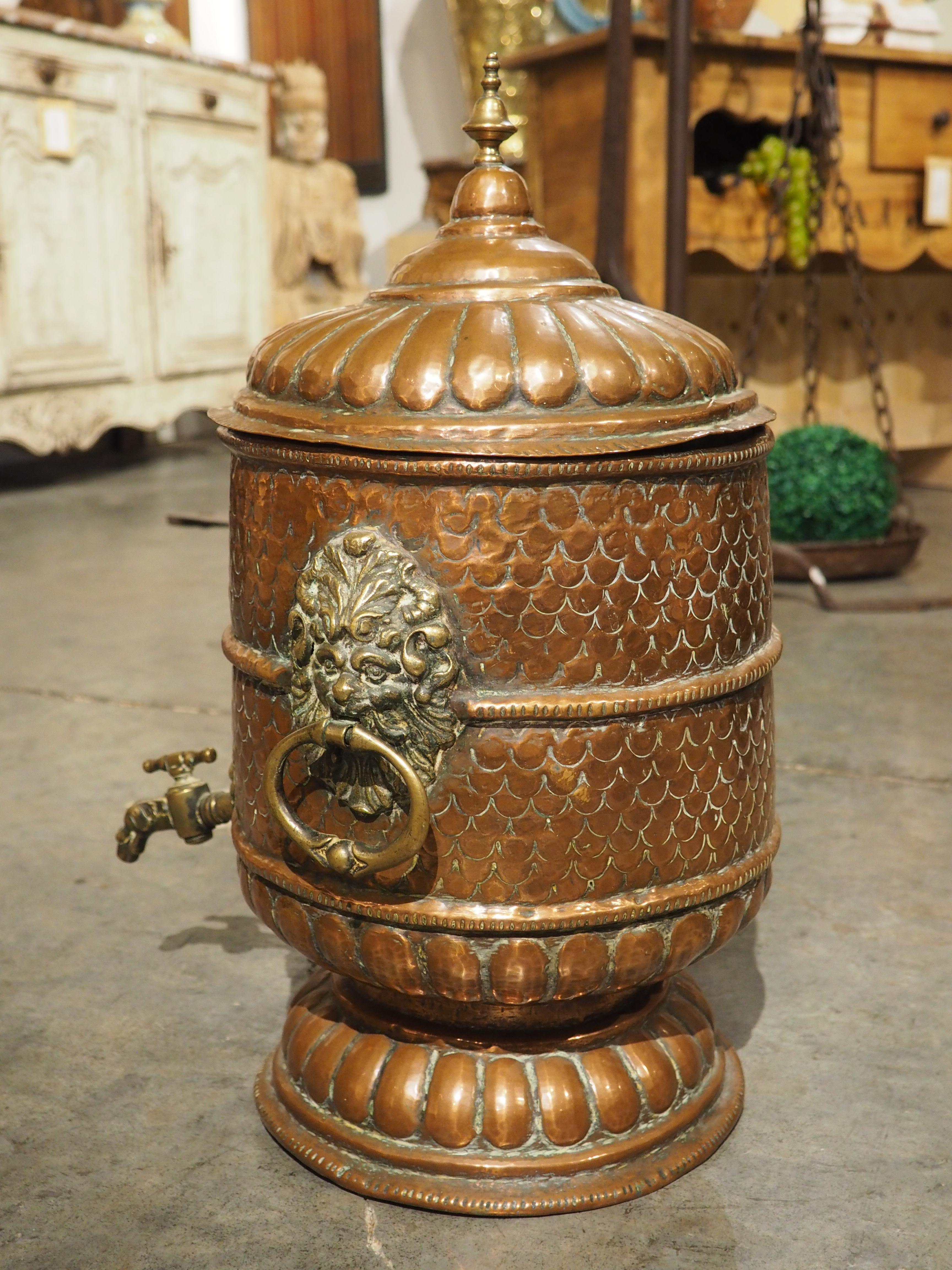 Rare 17th Century French Repousse Copper Water Fountain For Sale 3