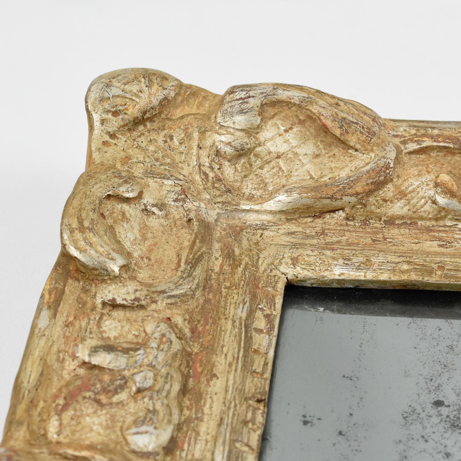 Raro espejo del siglo XVII de madera dorada y mercurio, hacia 1600 en venta 10