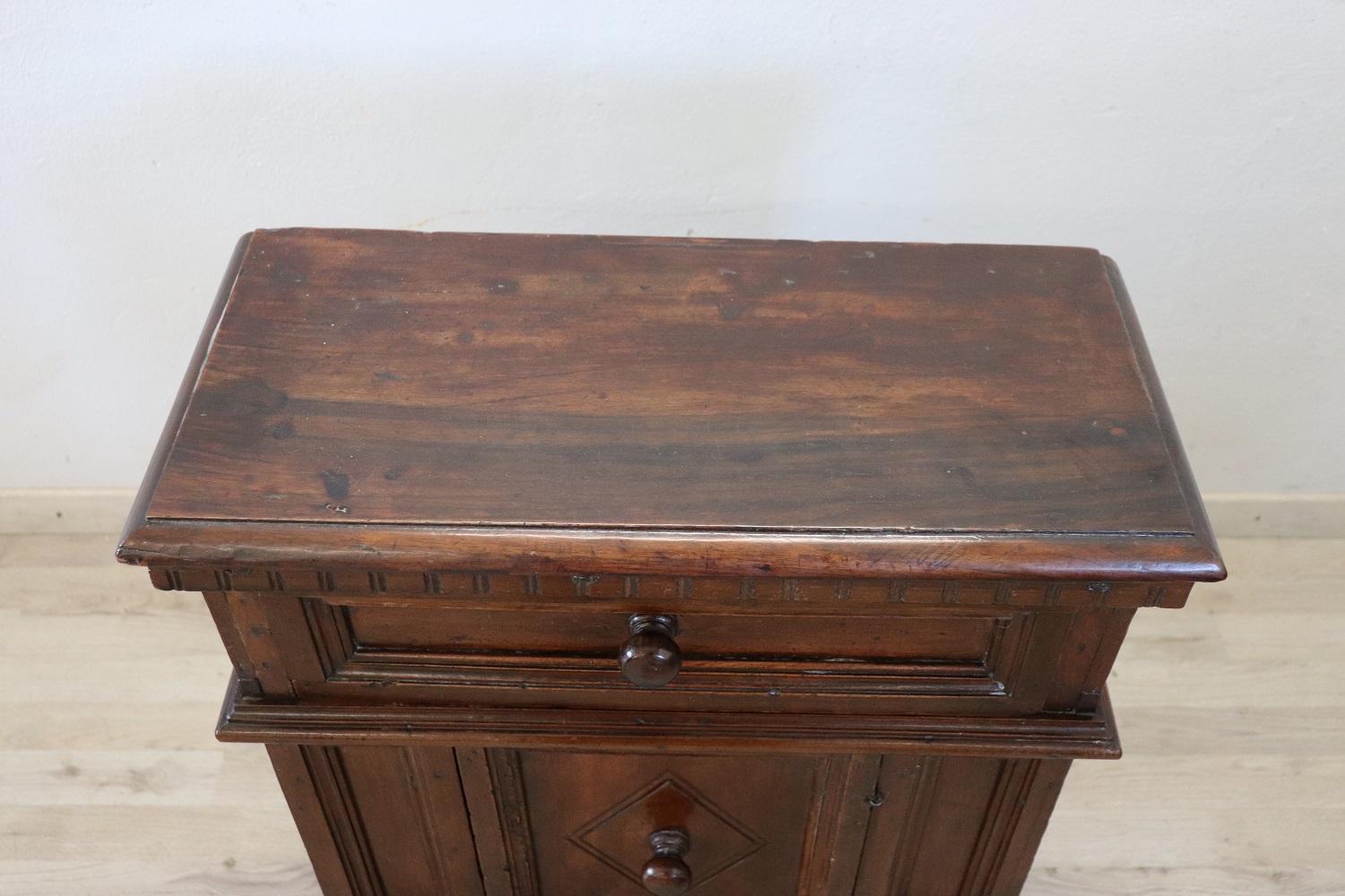 Hand-Carved Rare 17th Century Italian Tuscany Carved Walnut Antique Nightstand For Sale
