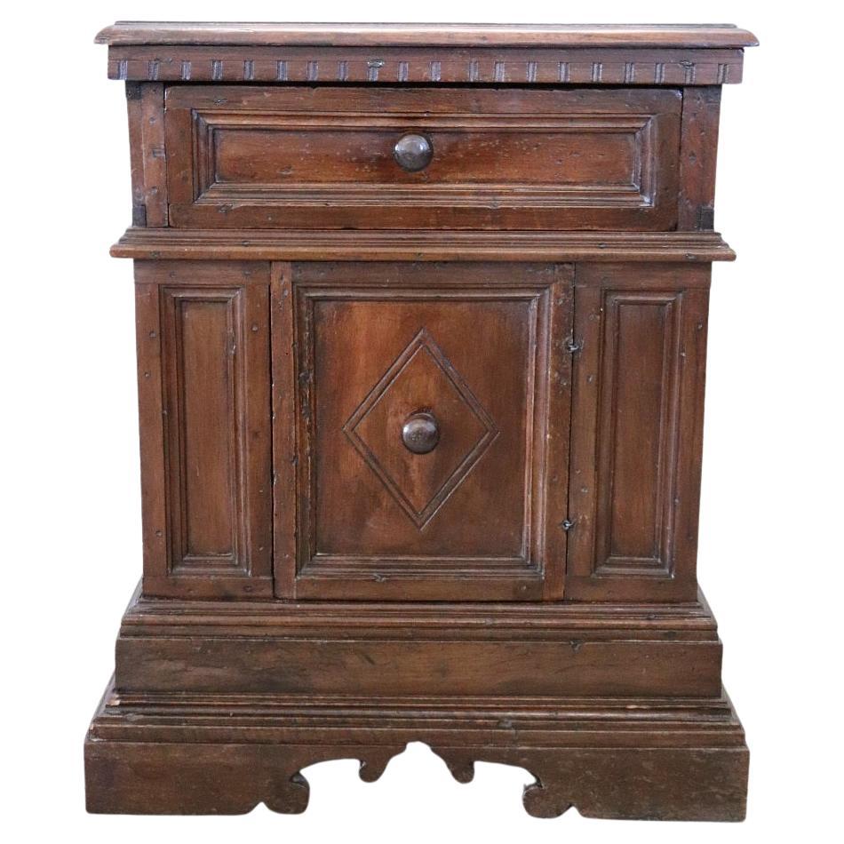 Rare 17th Century Italian Tuscany Carved Walnut Antique Nightstand For Sale