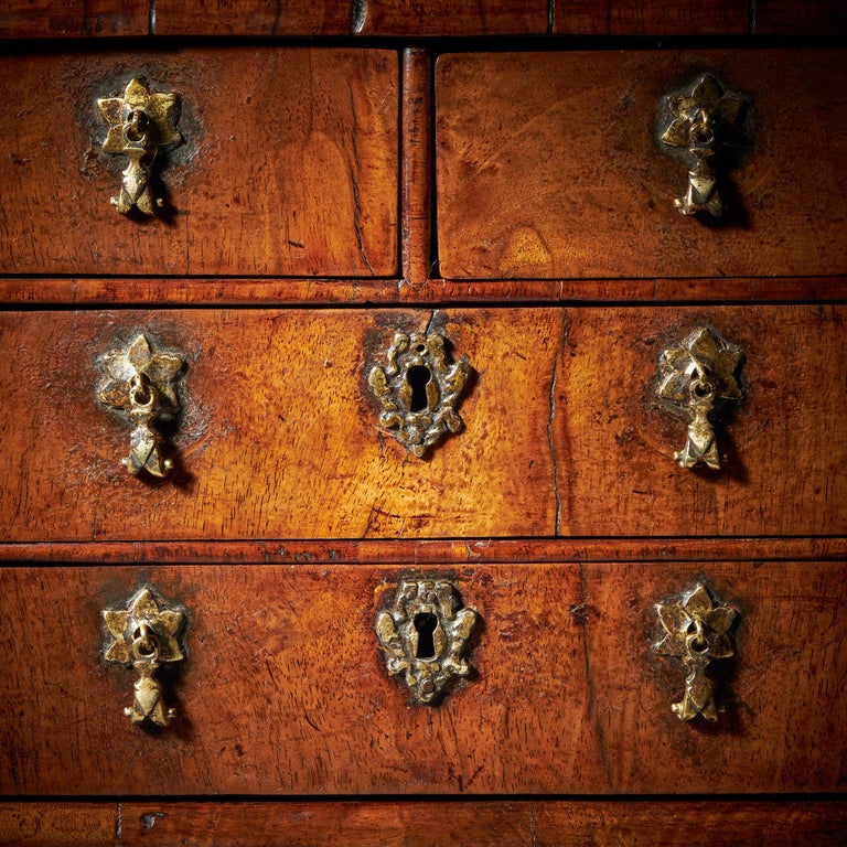Rare 17th Century Miniature William and Mary Walnut Table Top Chest, circa 1690 For Sale 5