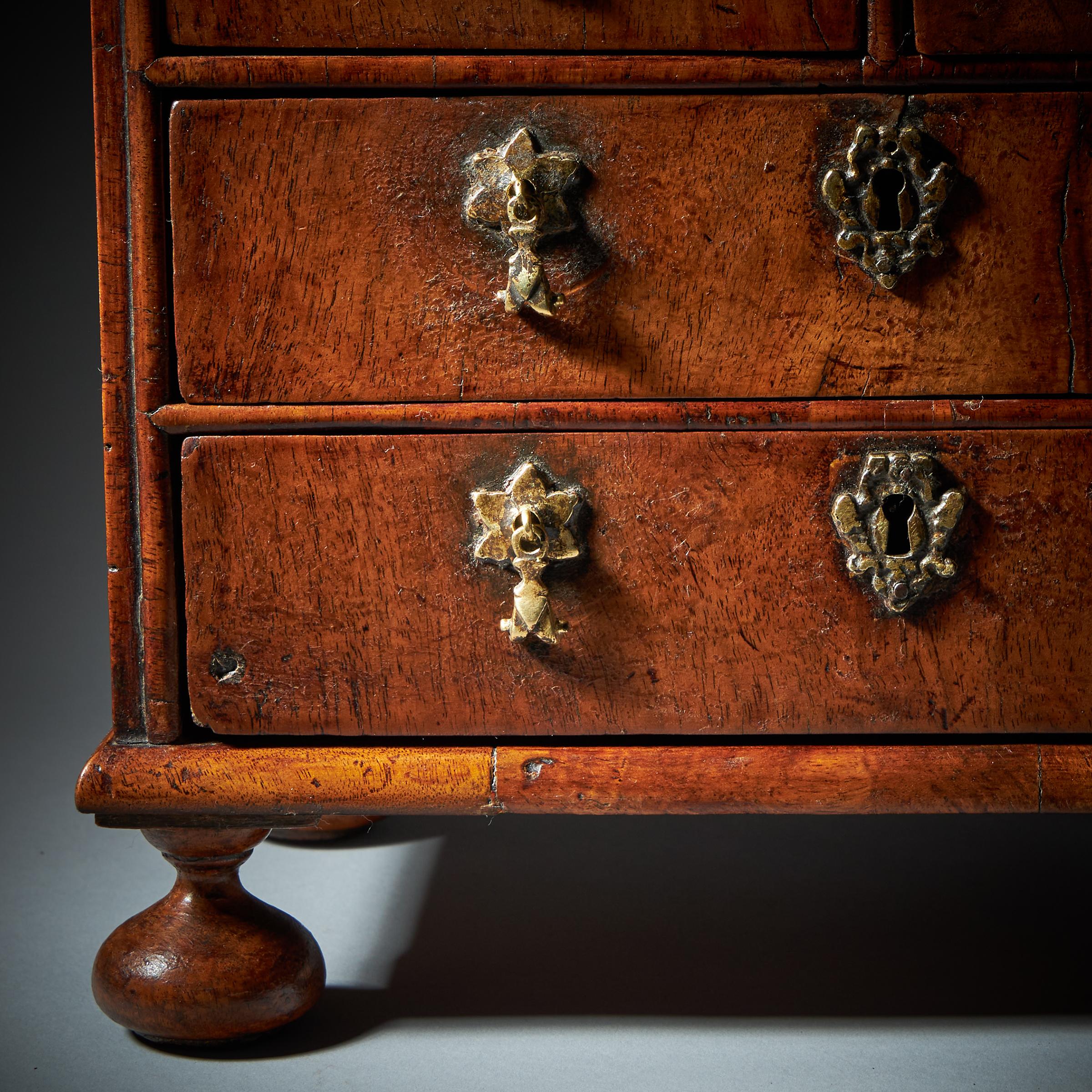 Rare 17th Century Miniature William and Mary Walnut Table Top Chest, circa 1690 For Sale 3
