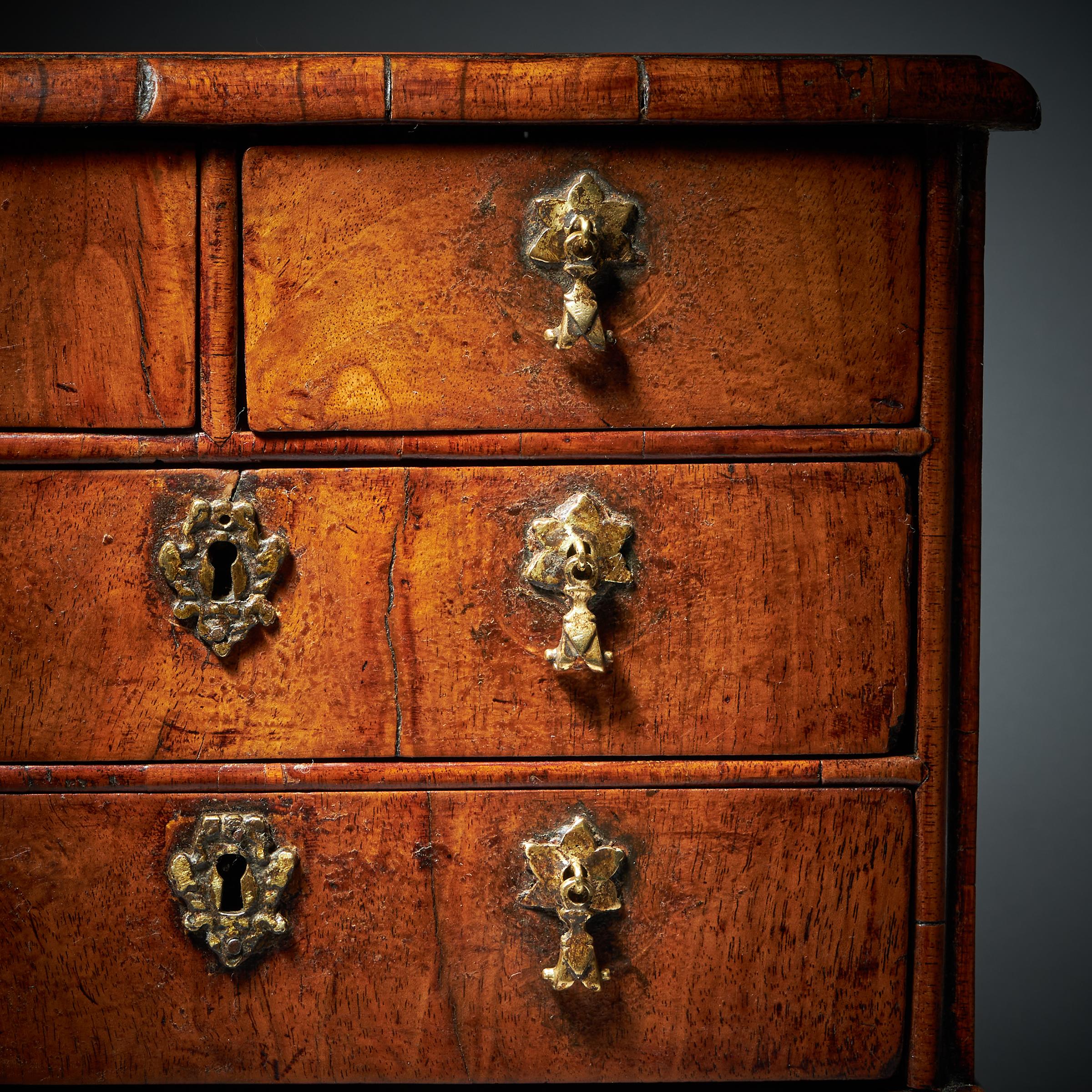 Rare 17th Century Miniature William and Mary Walnut Table Top Chest, circa 1690 For Sale 4