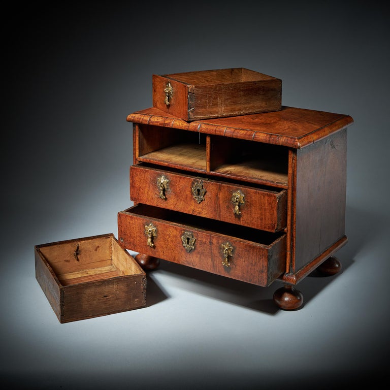 Rare 17th Century Miniature William and Mary Walnut Table Top Chest, circa 1690 For Sale 2