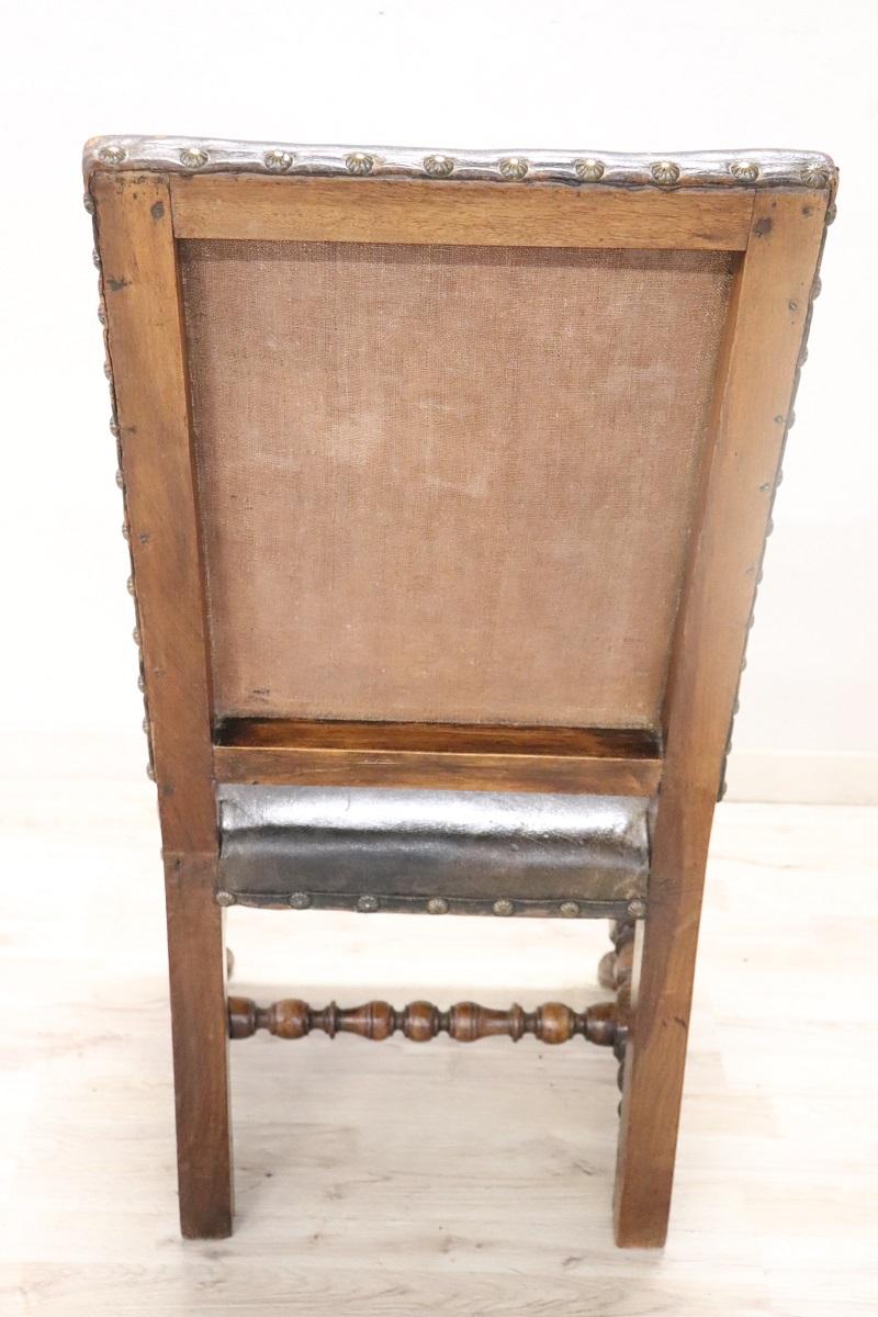 Rare 17th Century Solid Walnut Single Chair In Good Condition For Sale In Casale Monferrato, IT