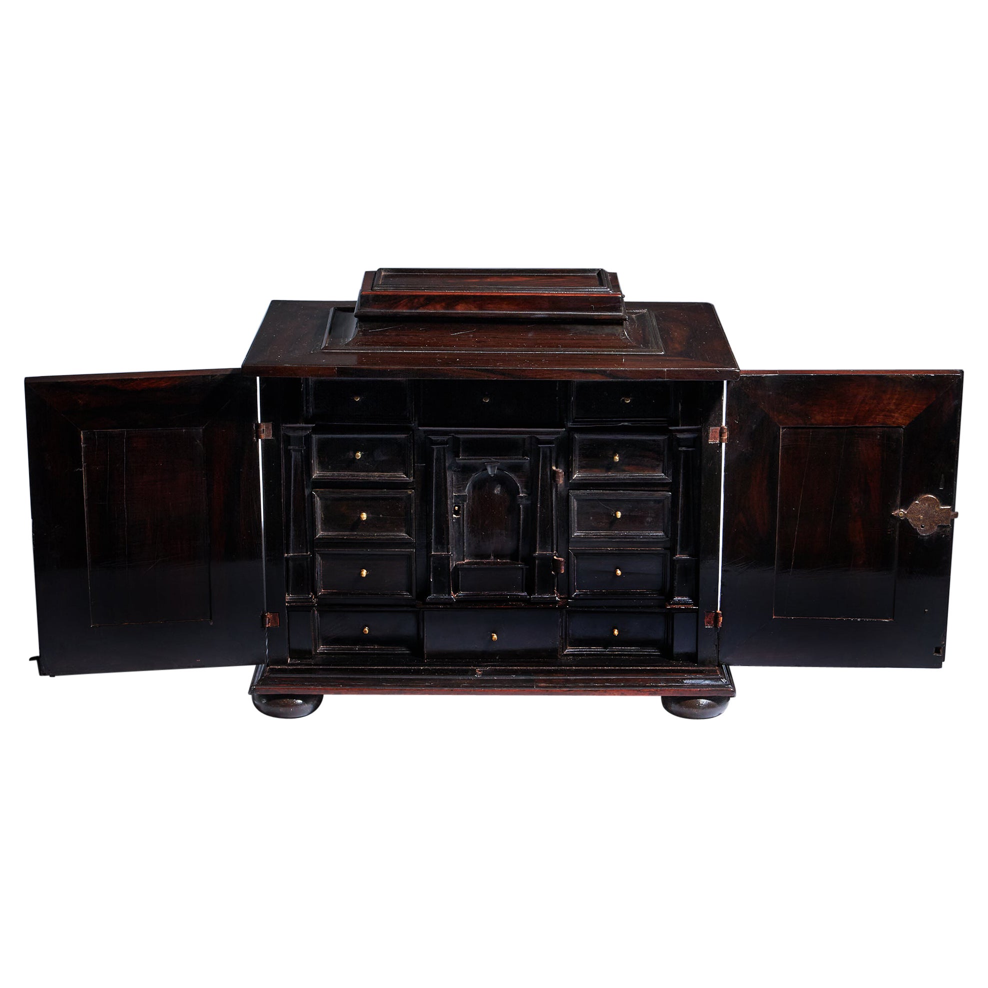Raro  Mueble de mesa renacentista del sur de Alemania del siglo XVII, Augsburgo en venta