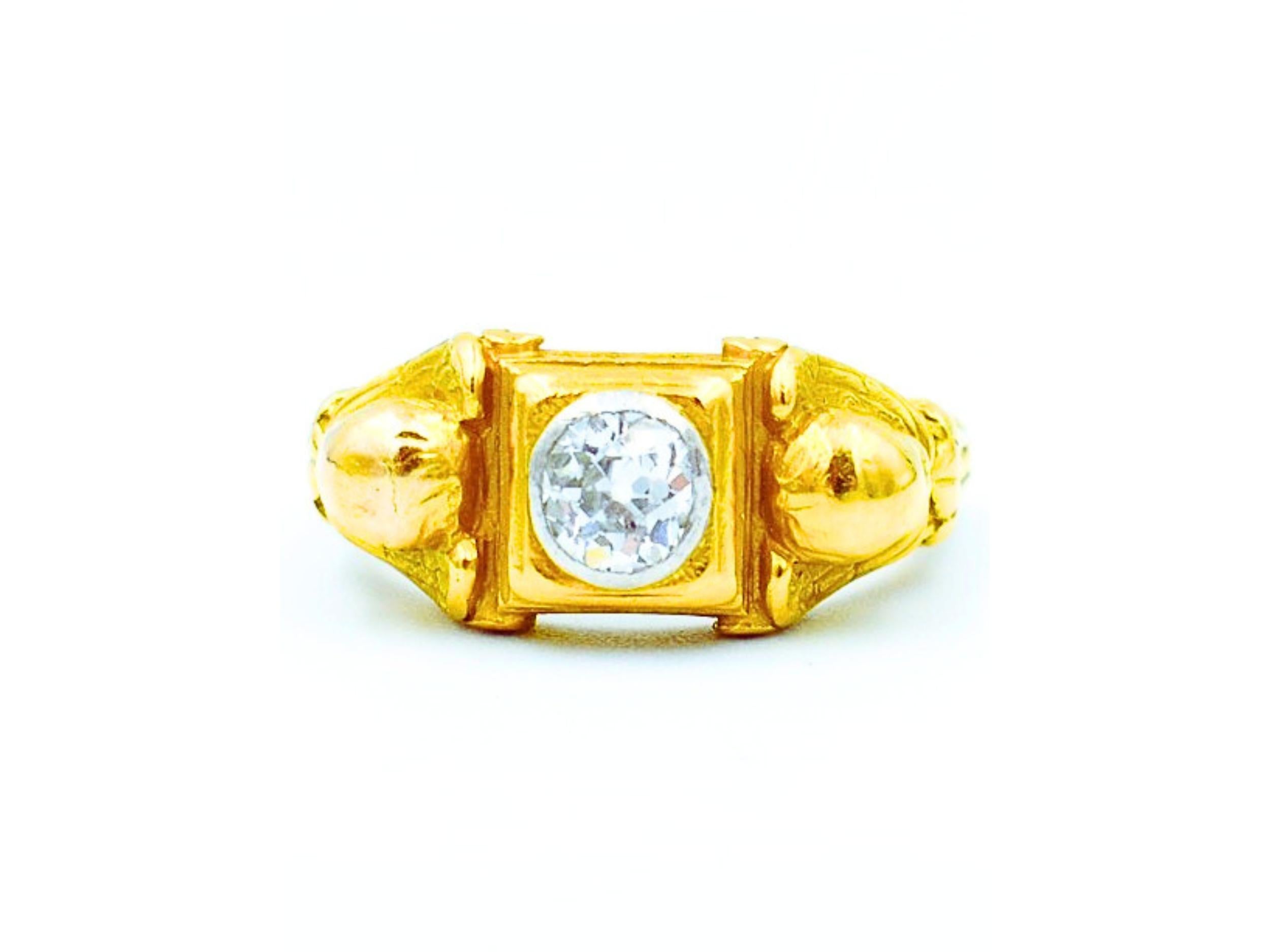 Discover a true collector's item with this rare and unique ring from the renowned jeweler Arnould. As one of the few Arnould rings available on the market, this precious 18-carat gold and diamond jewel is an exceptional find that will captivate