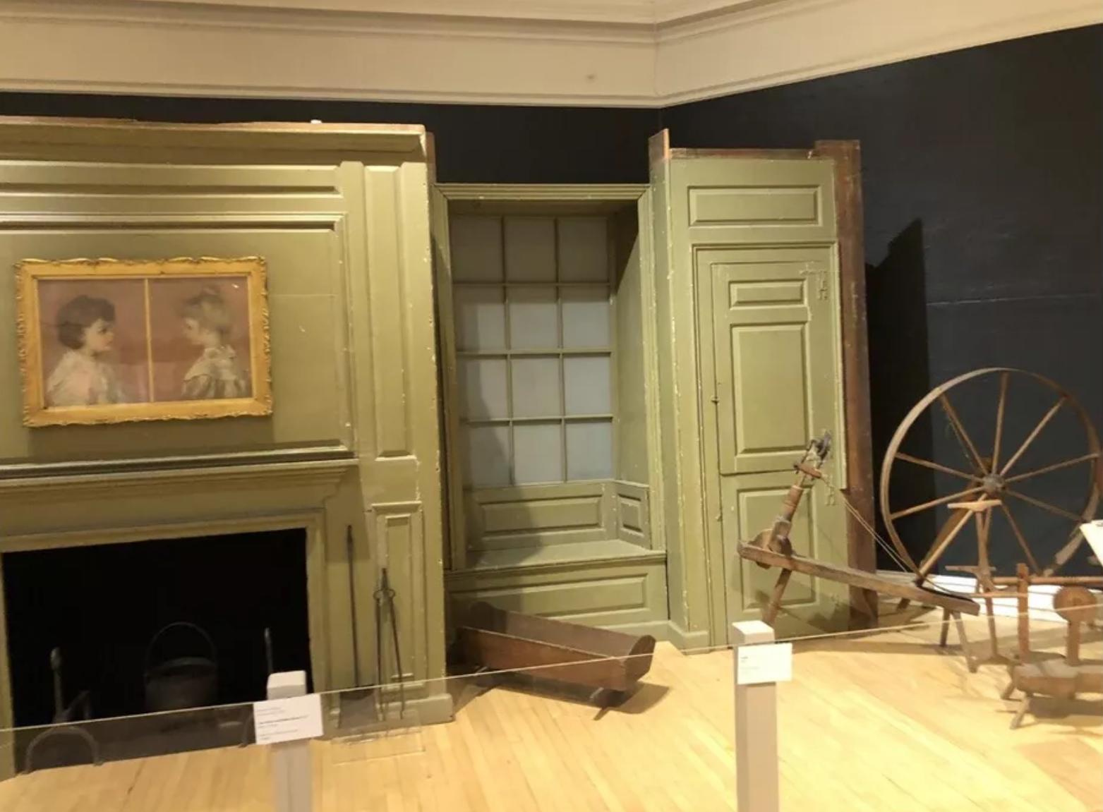 Rare 18 Century Full Raised Panel Room Timothy Childs House For Sale 1