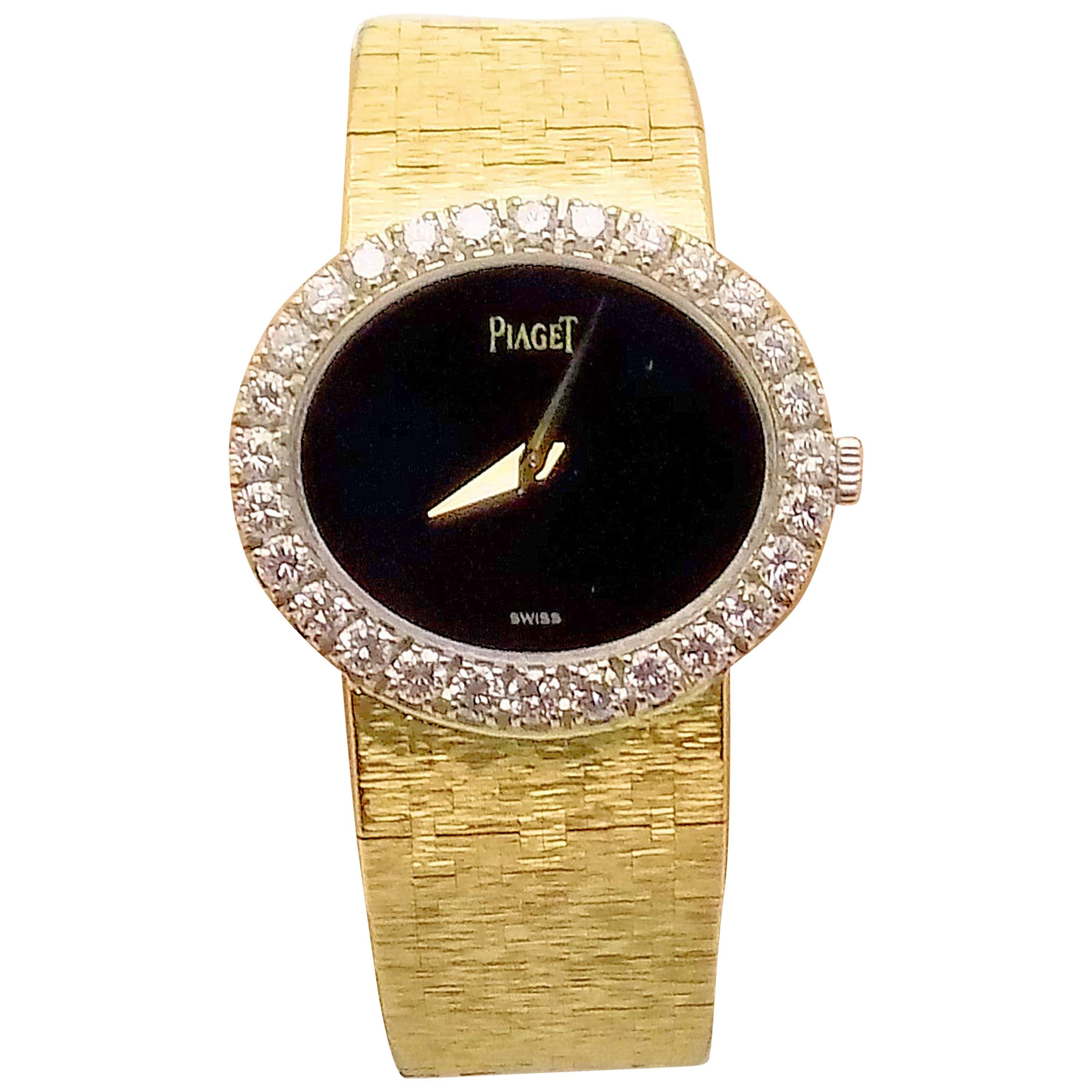 Rare 18 Karat Yellow Gold Lady's Stone Dial and Diamond Bezel Piaget Wrist Watch im Angebot