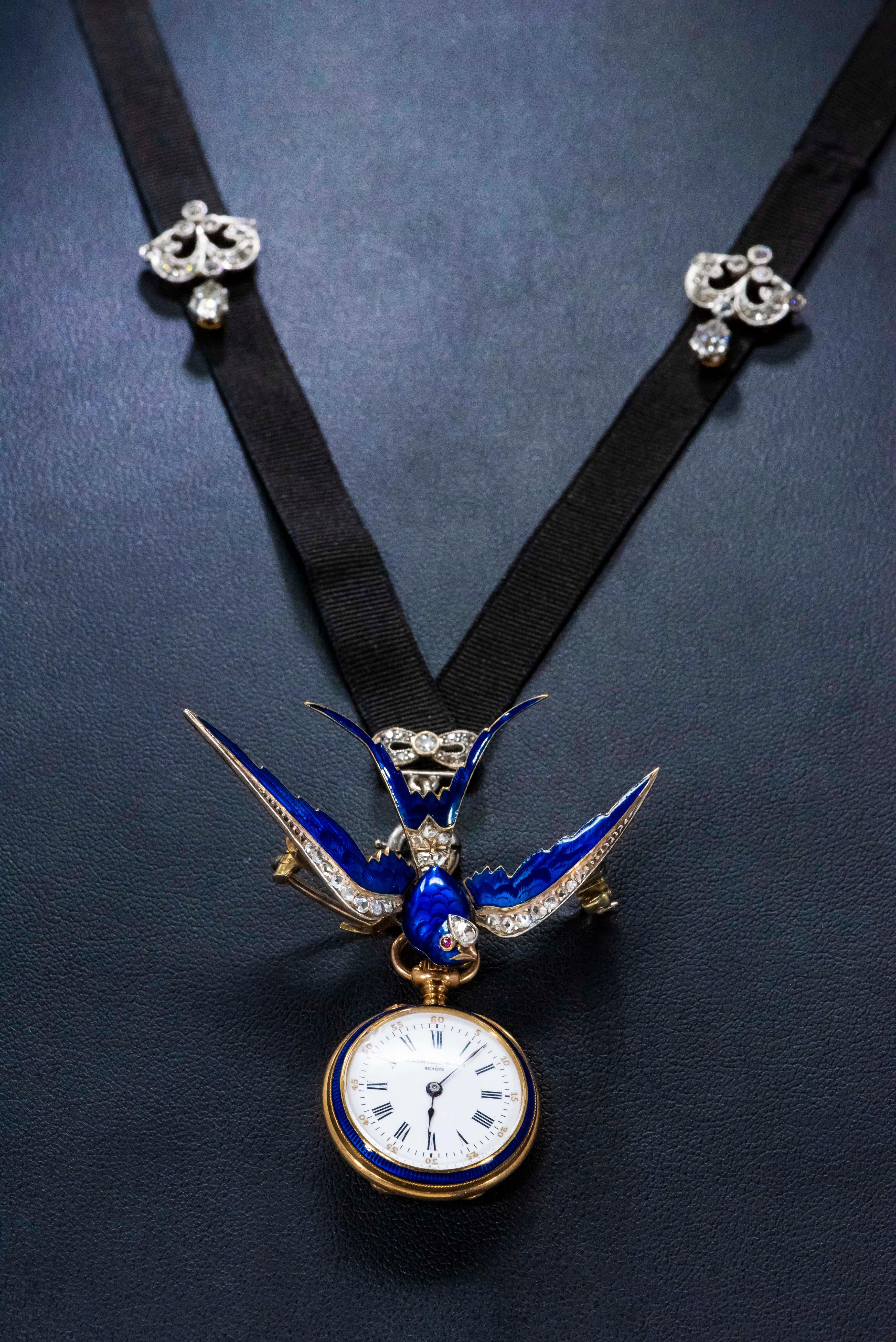 Rare 1880s French Golay Leresche Diamond Ruby Enamel Swallow Bird Pendant Watch In Good Condition For Sale In New york, NY