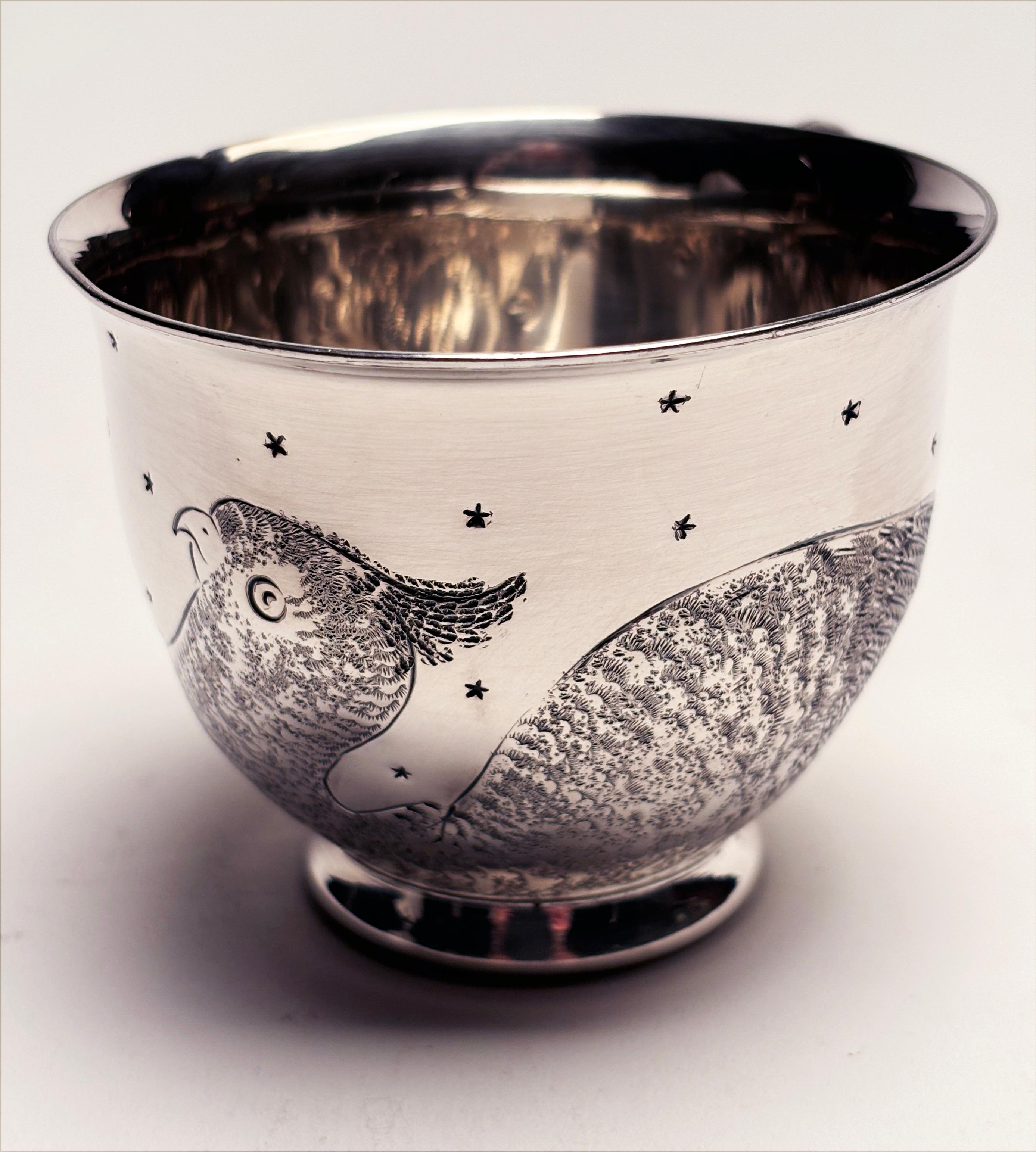 Rara taza de té de 1880 de plata esterlina con la inscripción Stars & Bird de West Silver Co. en venta 3