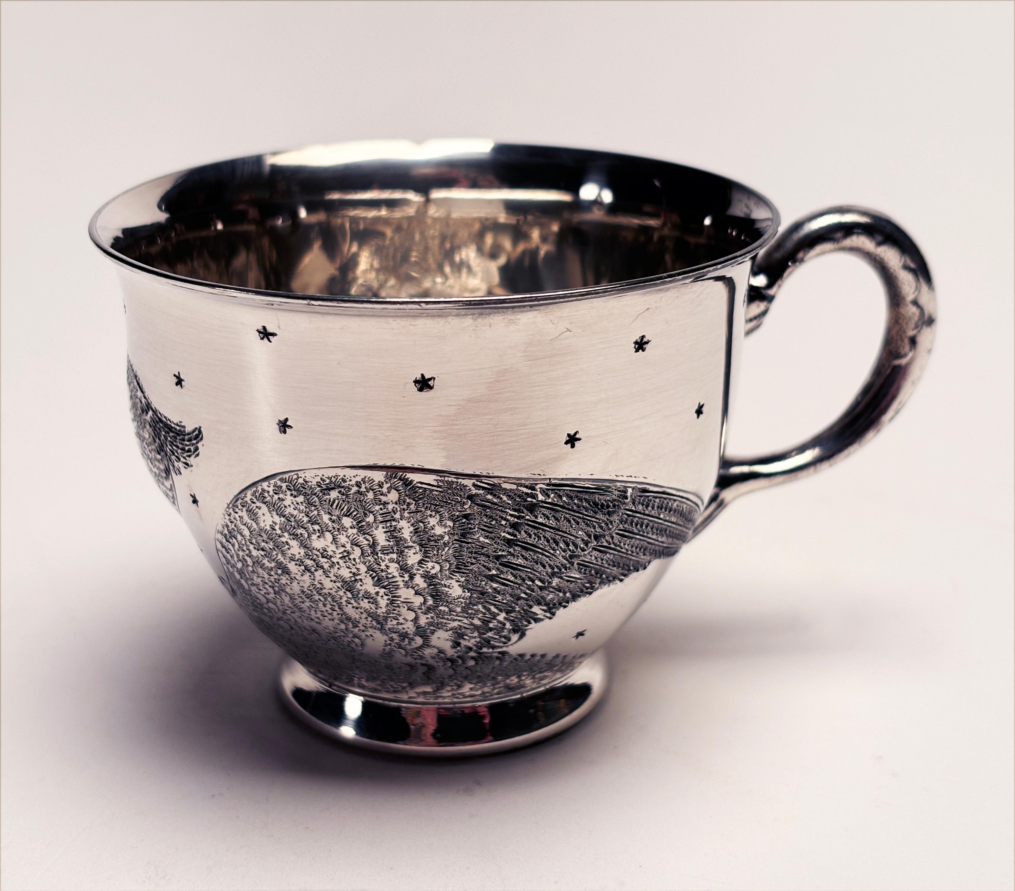 Rara taza de té de 1880 de plata esterlina con la inscripción Stars & Bird de West Silver Co. Estadounidense en venta