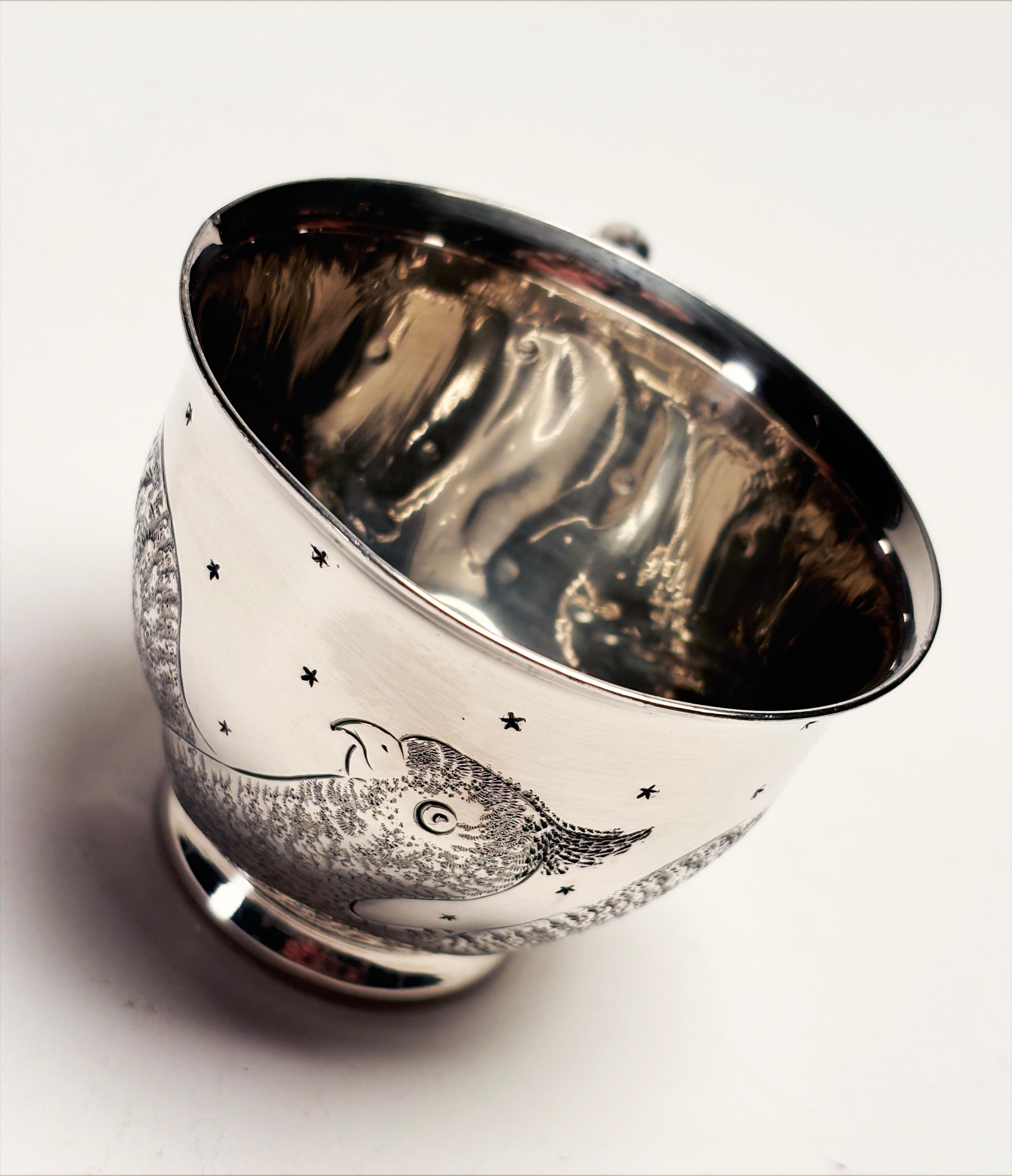 Rara taza de té de 1880 de plata esterlina con la inscripción Stars & Bird de West Silver Co. Chapado en plata en venta