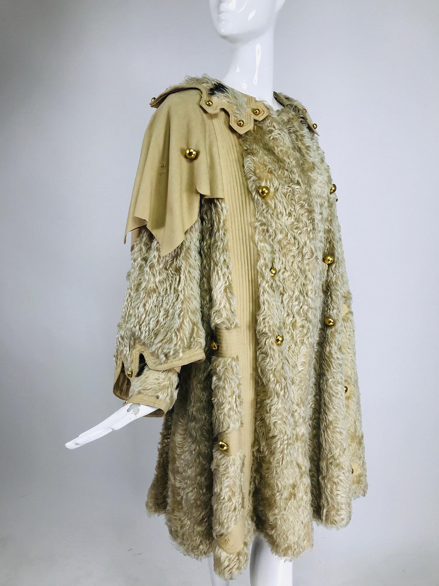 Rare 1890s Women's Cream Shaggy Mohair and Wool Winter Over Coat  For Sale 3