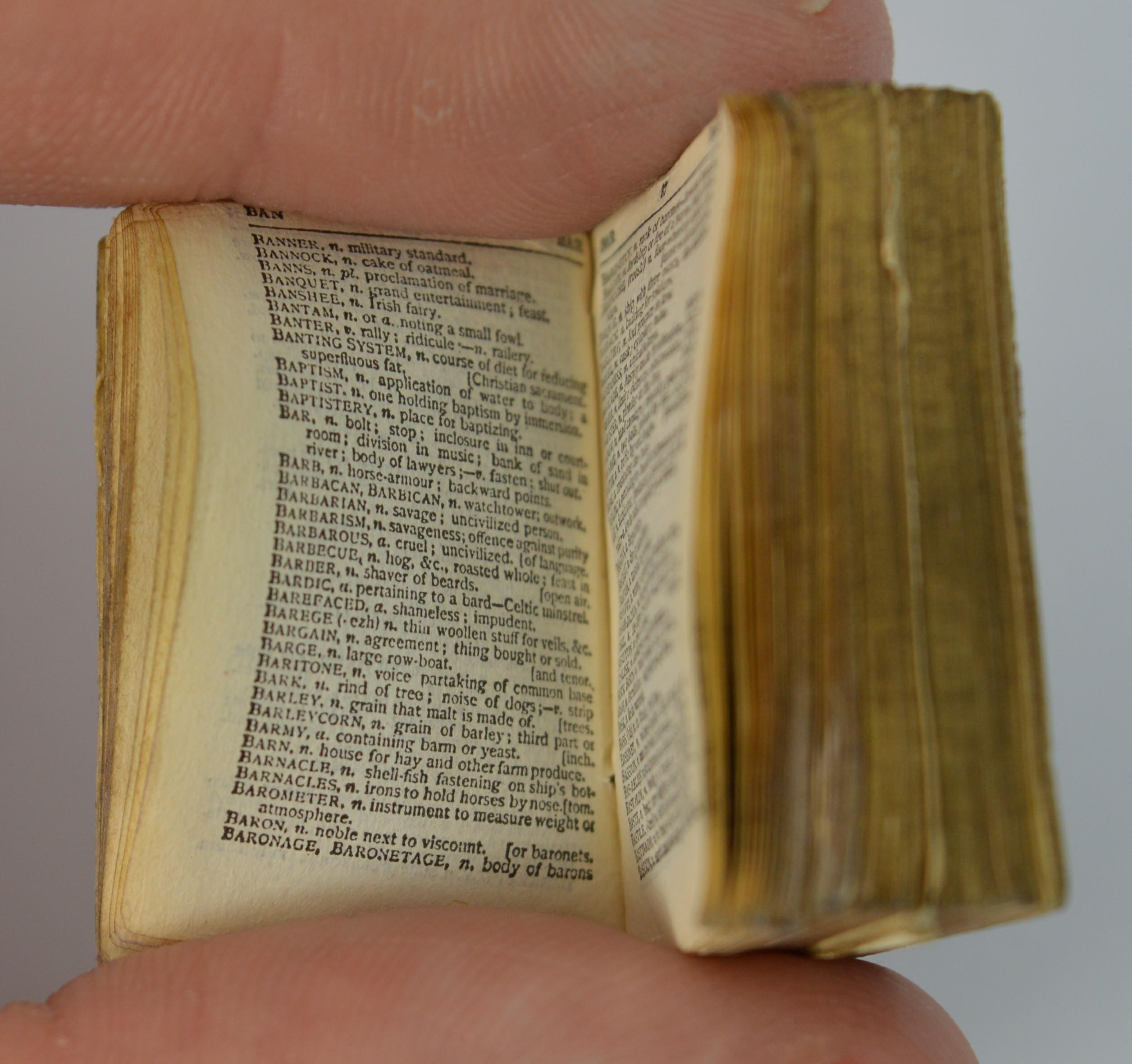 Rare 1893 Sampson Mordan Solid Silver Miniature English Dictionary & Holder Case 7