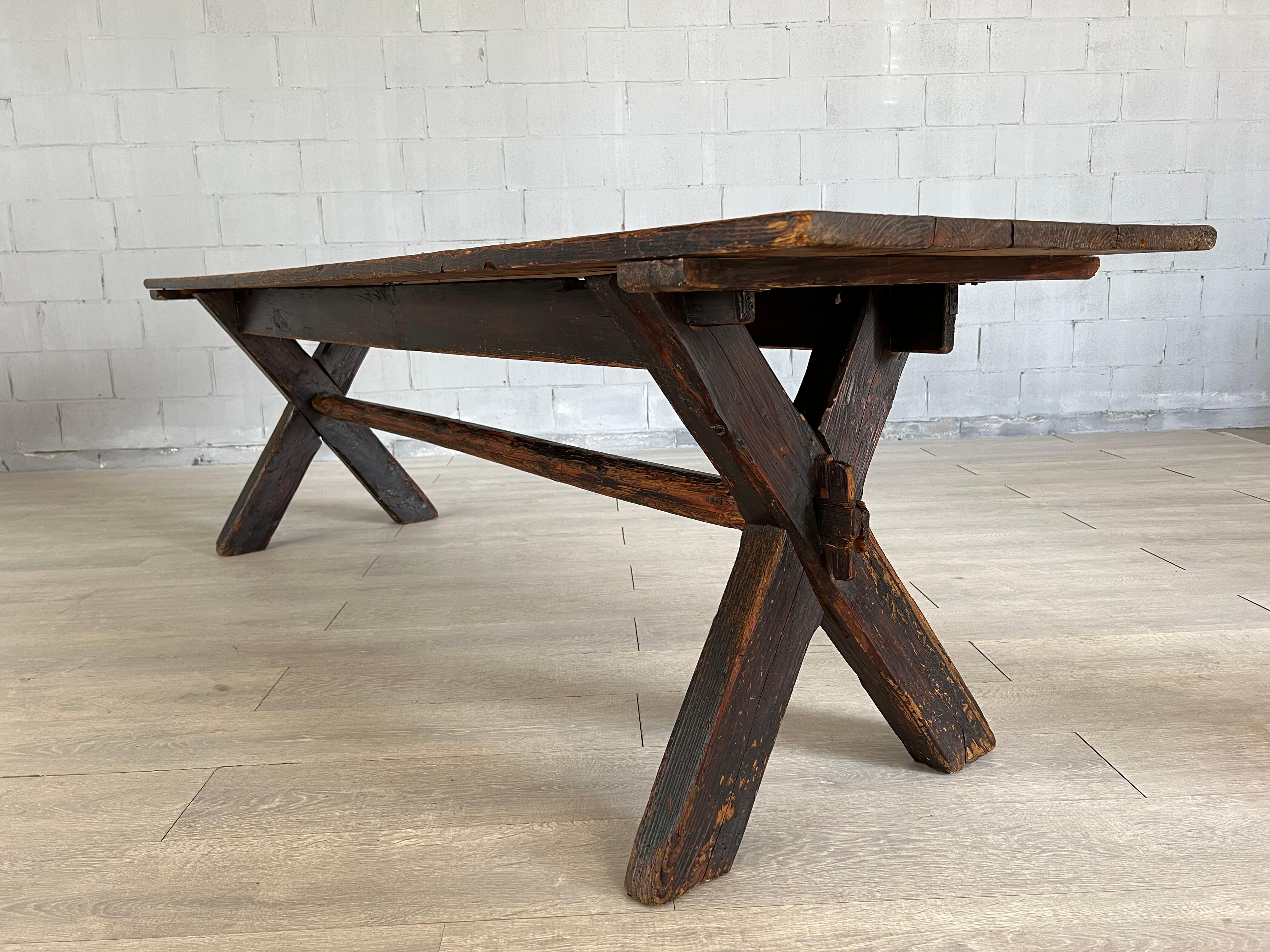 Antique Scandinavian Pine Trestle Dining Table With X-Legs Base For Sale 1