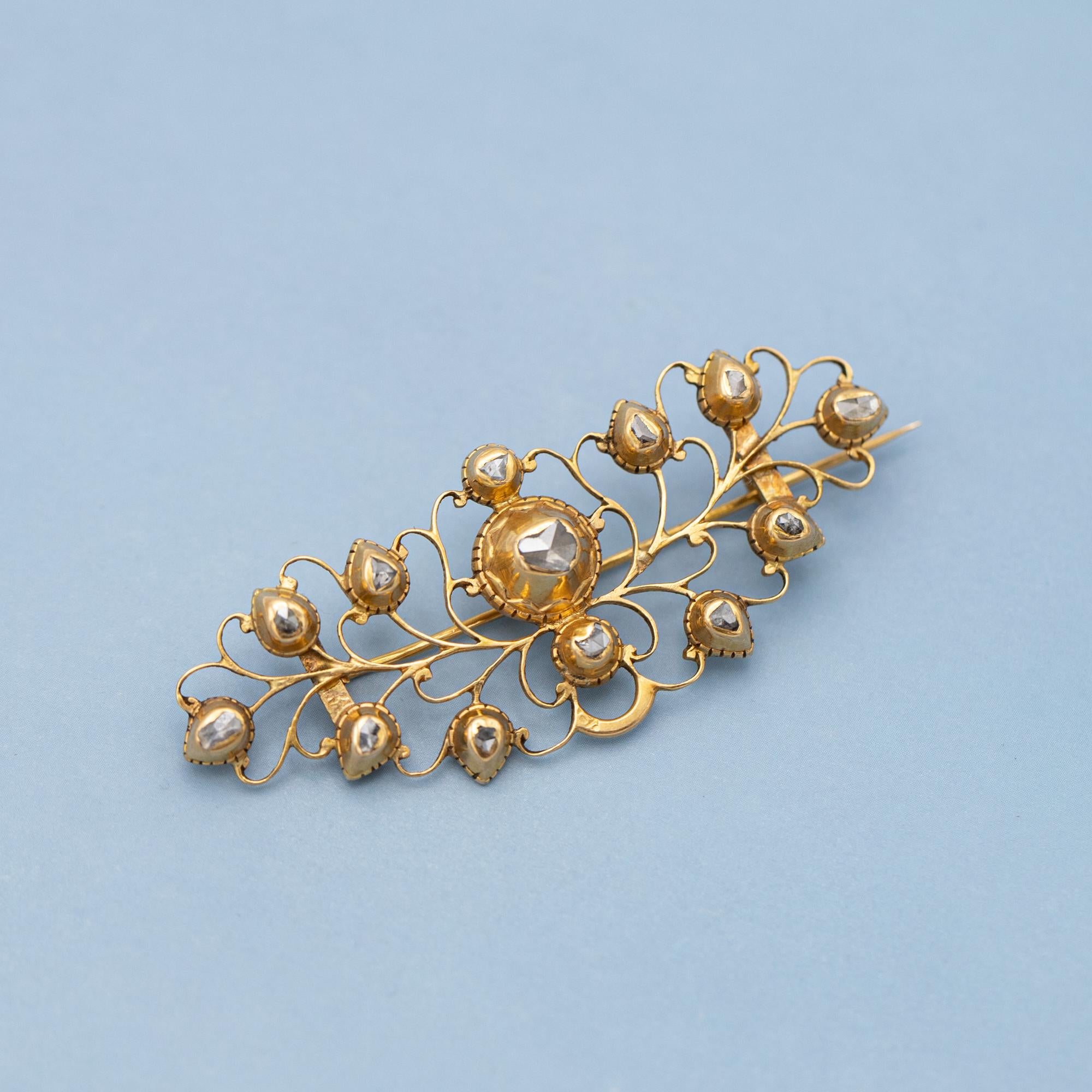 Rare 18k Marvellous antique European brooch - Georgian rose cut diamond jewel 8