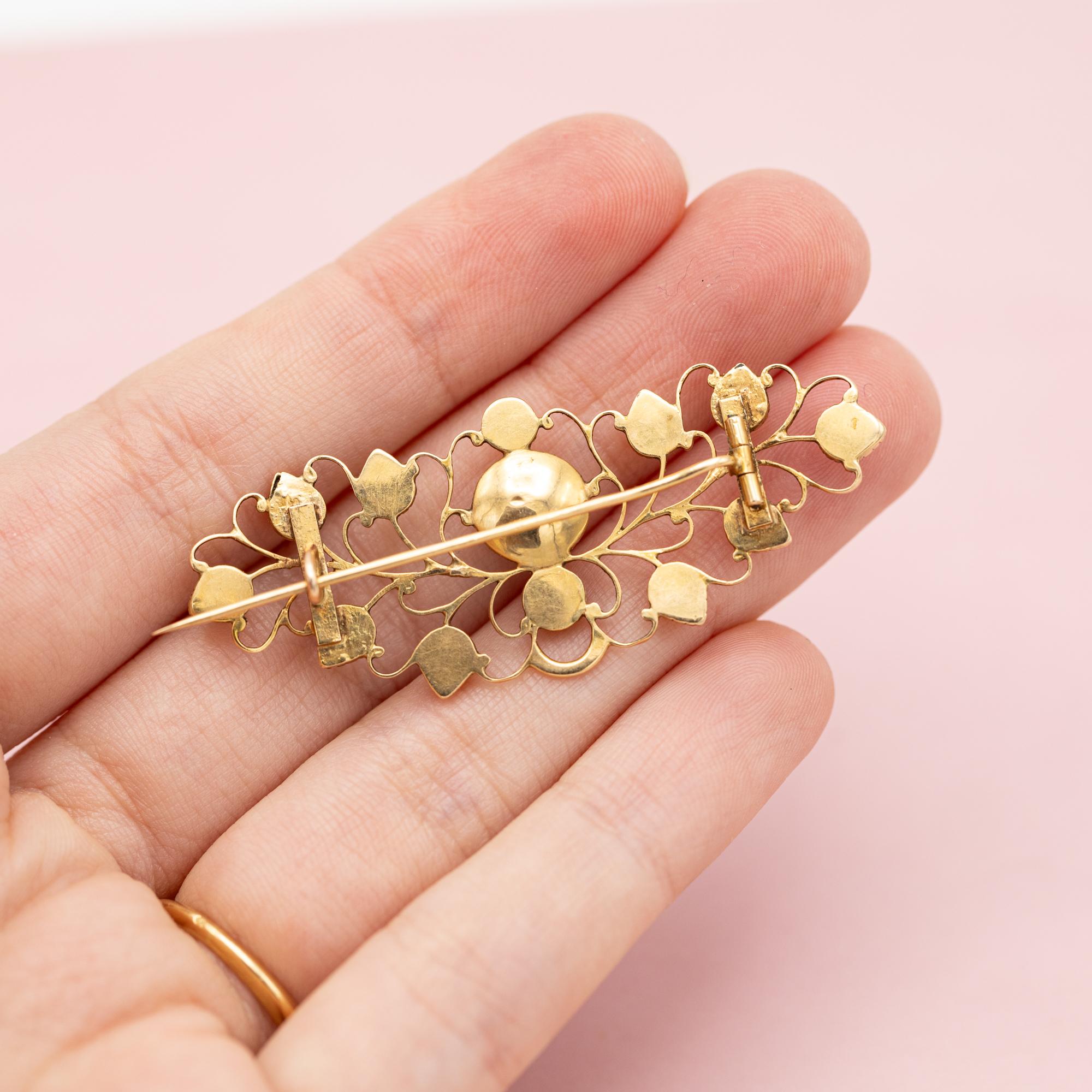Rare 18k Marvellous antique European brooch - Georgian rose cut diamond jewel 1