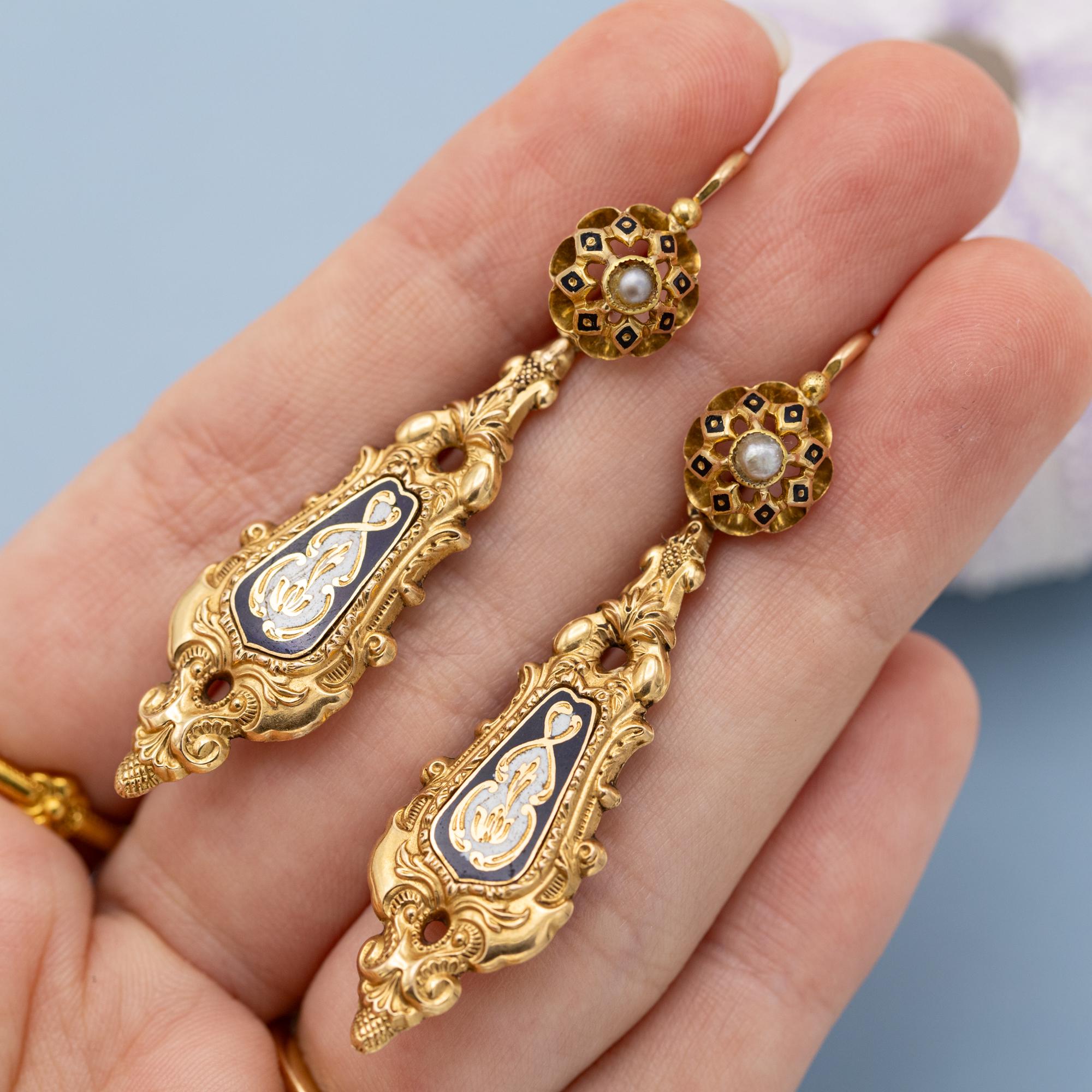 Raros pendientes florales Day And Night de oro macizo de 18 quilates - Antiguos dormeuses colgantes en Bueno Estado en Antwerp, BE