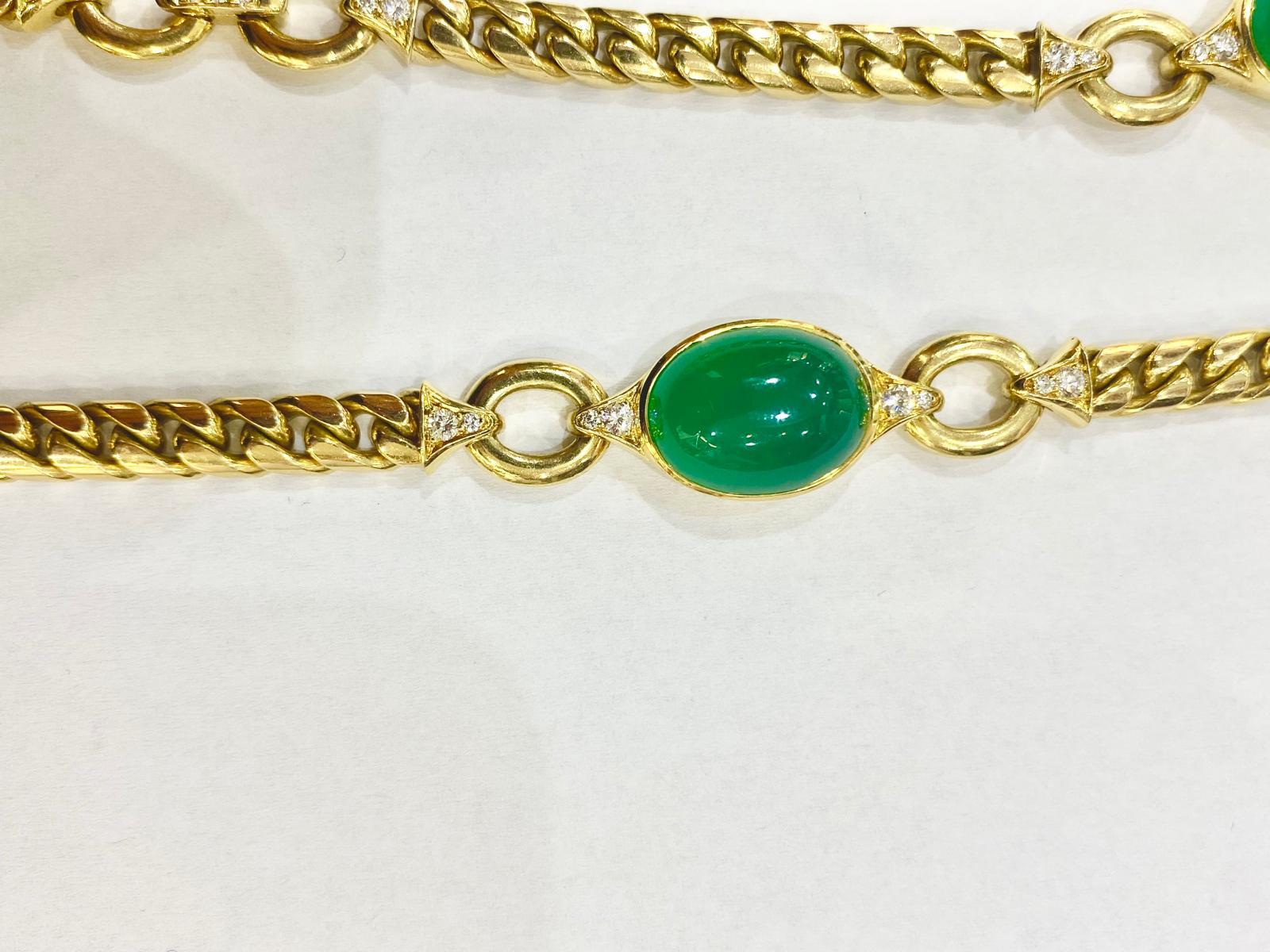 Rare parure maçonnique en or jaune 18 carats avec chrysoprase et diamants naturels en vente 4