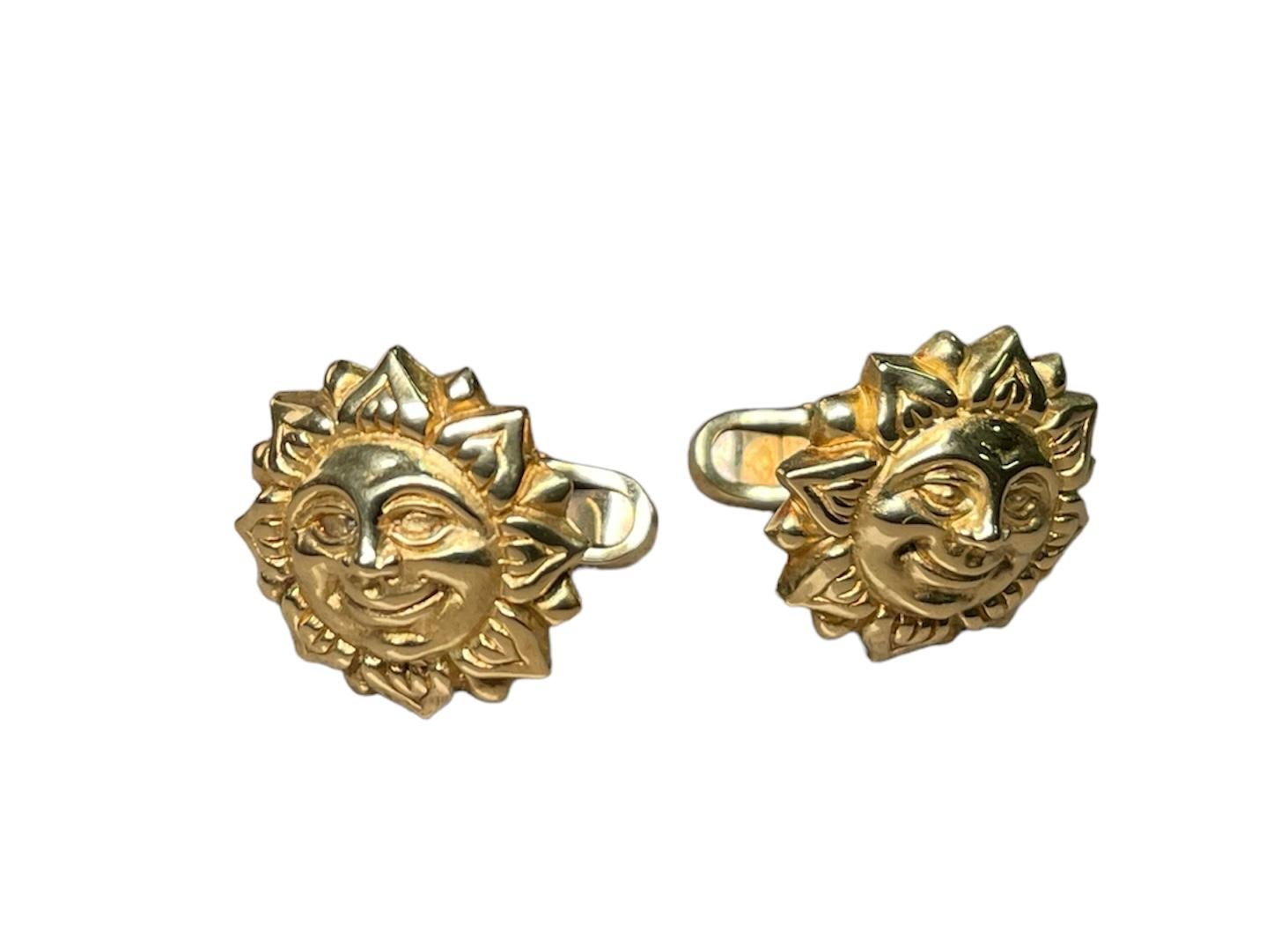 Rare 18k Yellow Gold Pair of Smiling Sun Face Cufflinks For Sale 4