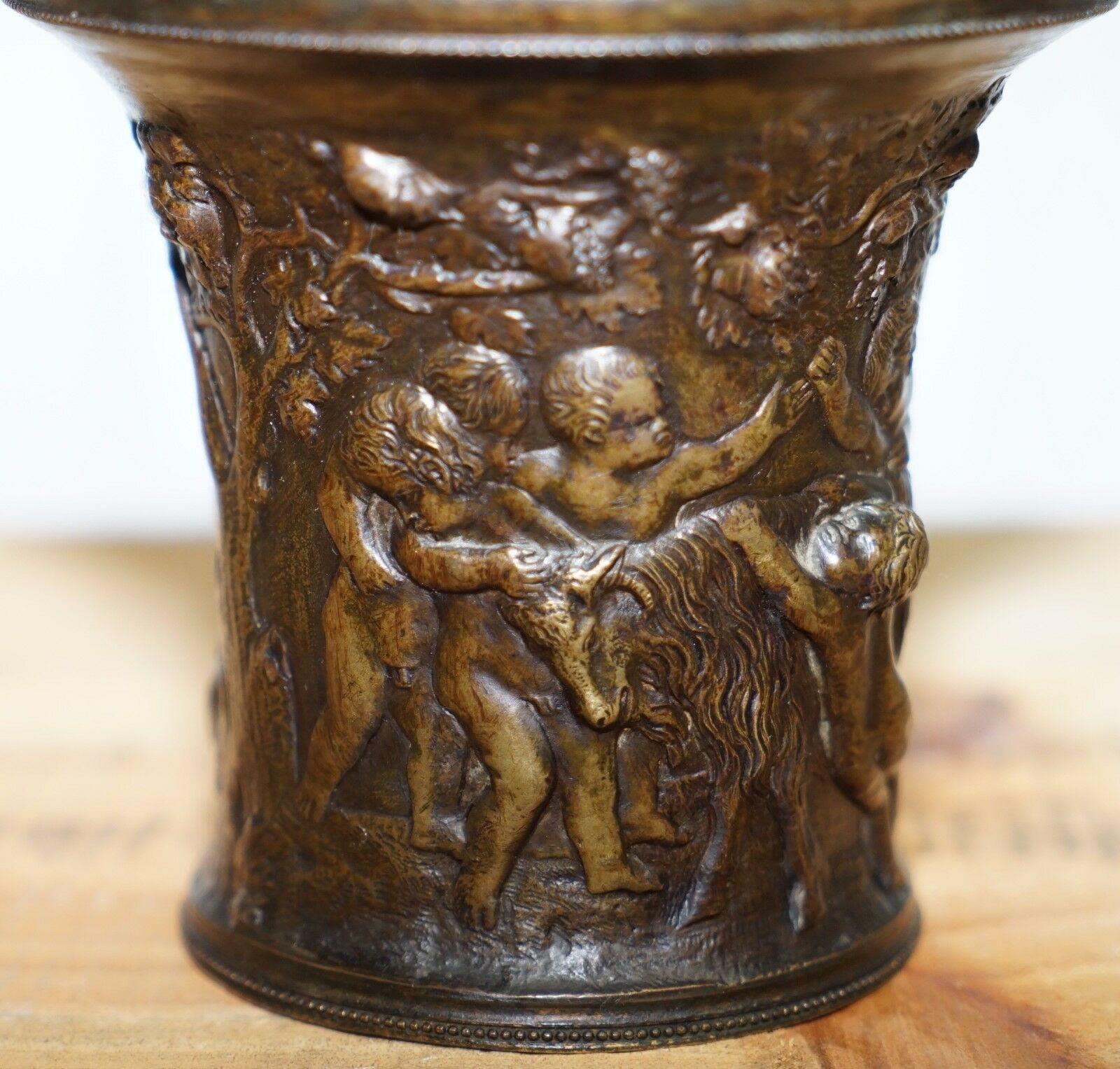 Hand-Crafted Rare 18th Century circa 1740 Heavy Cast Bronze Pot Decorated with Putti Cherubs