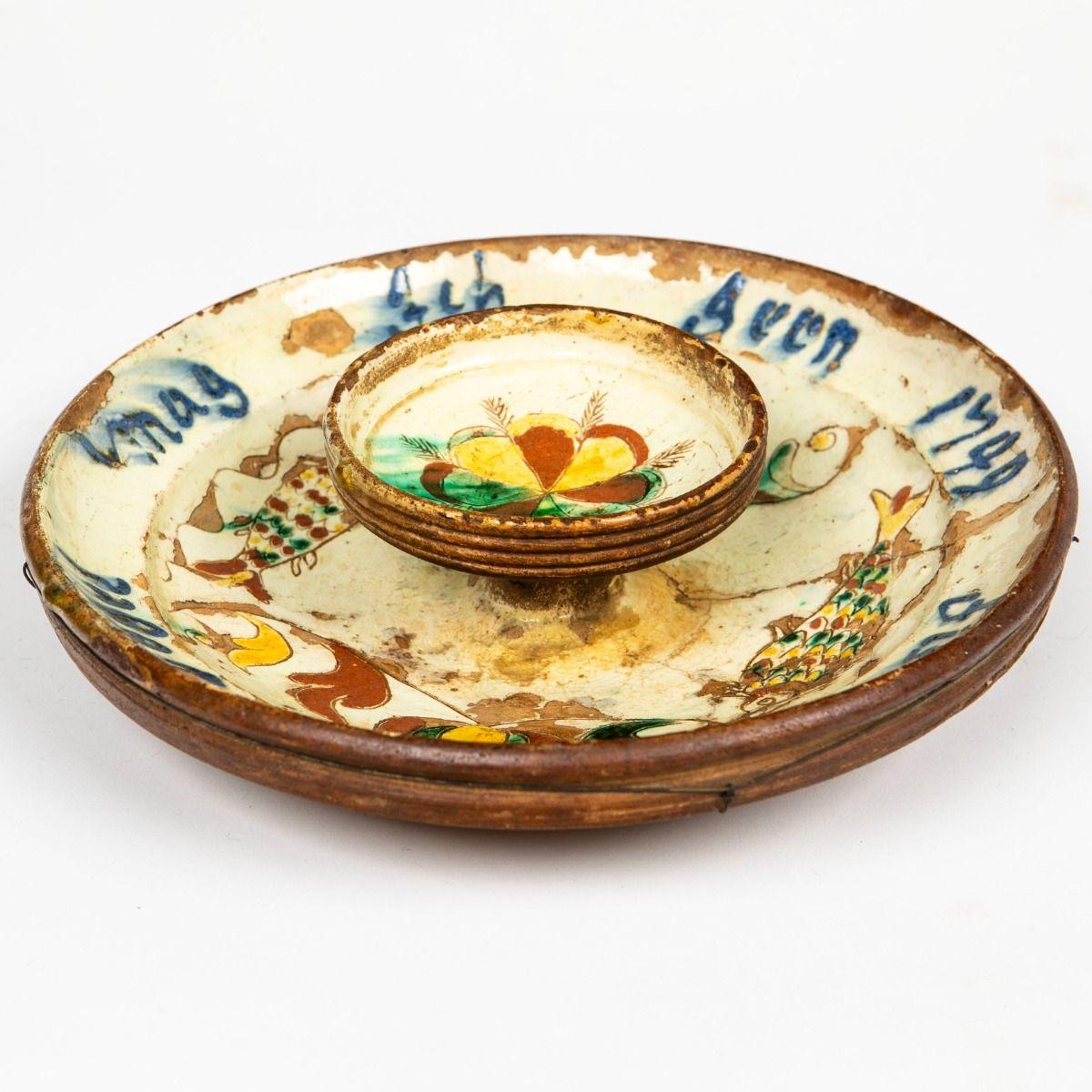 Poterie Rare assiette à poisson danoise polychrome du 18ème siècle en vente