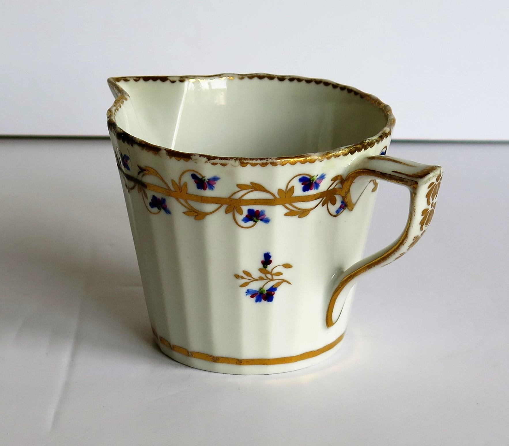 Rare 18th Century Derby Milk Jug or Creamer Hand Painted Pattern 111, Puce Mark  In Good Condition In Lincoln, Lincolnshire
