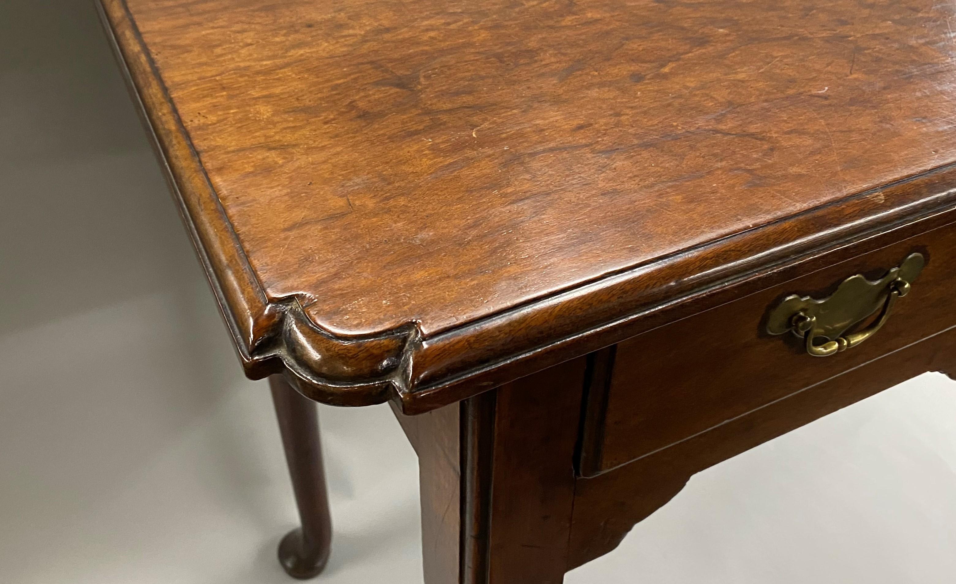 Hand-Carved Rare 18th Century English Table in Walnut with Pinched Top Corners