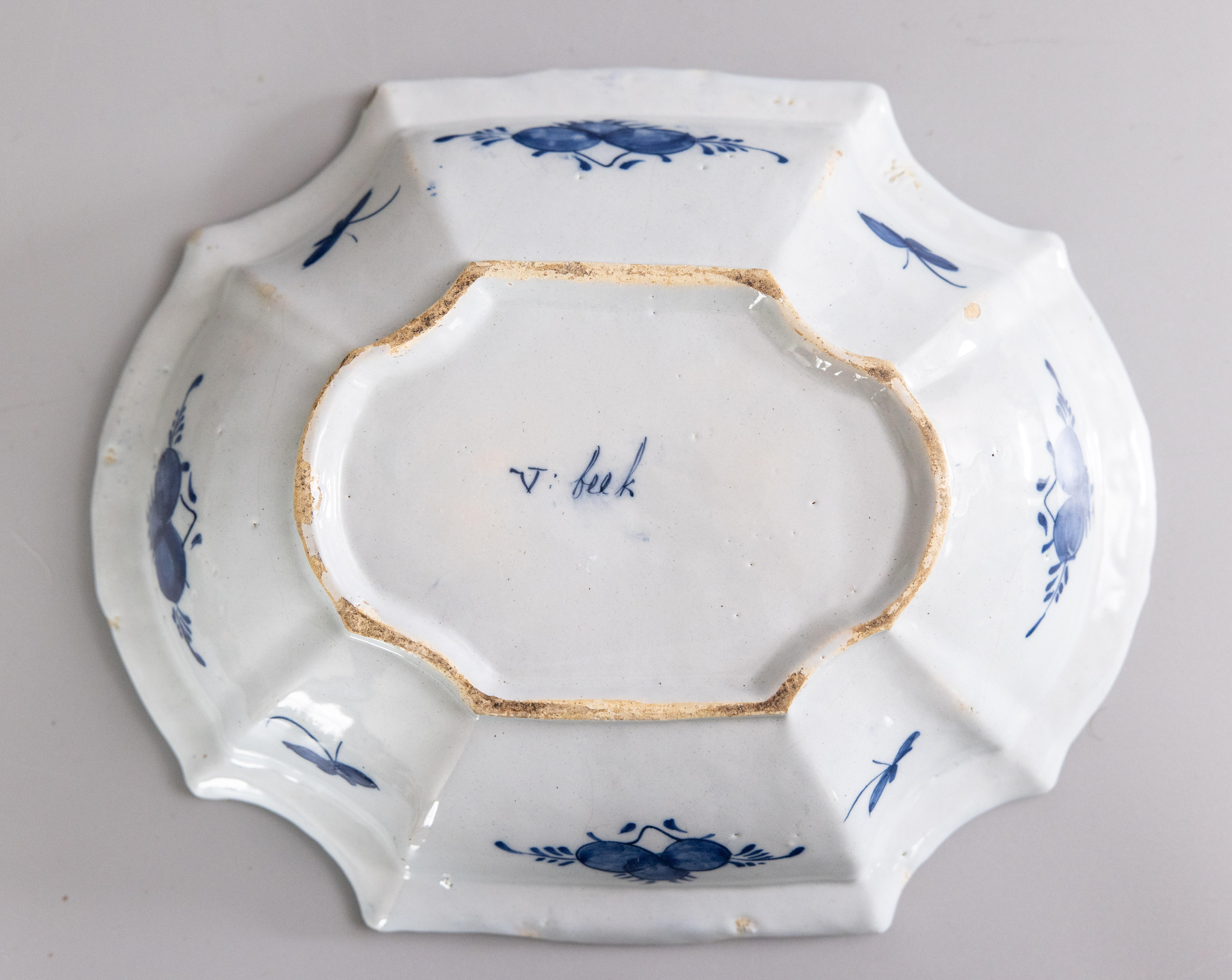 Rare 18th Century Dutch Delft Faience Floral Patterned Lobed Dish Bowl For Sale 7