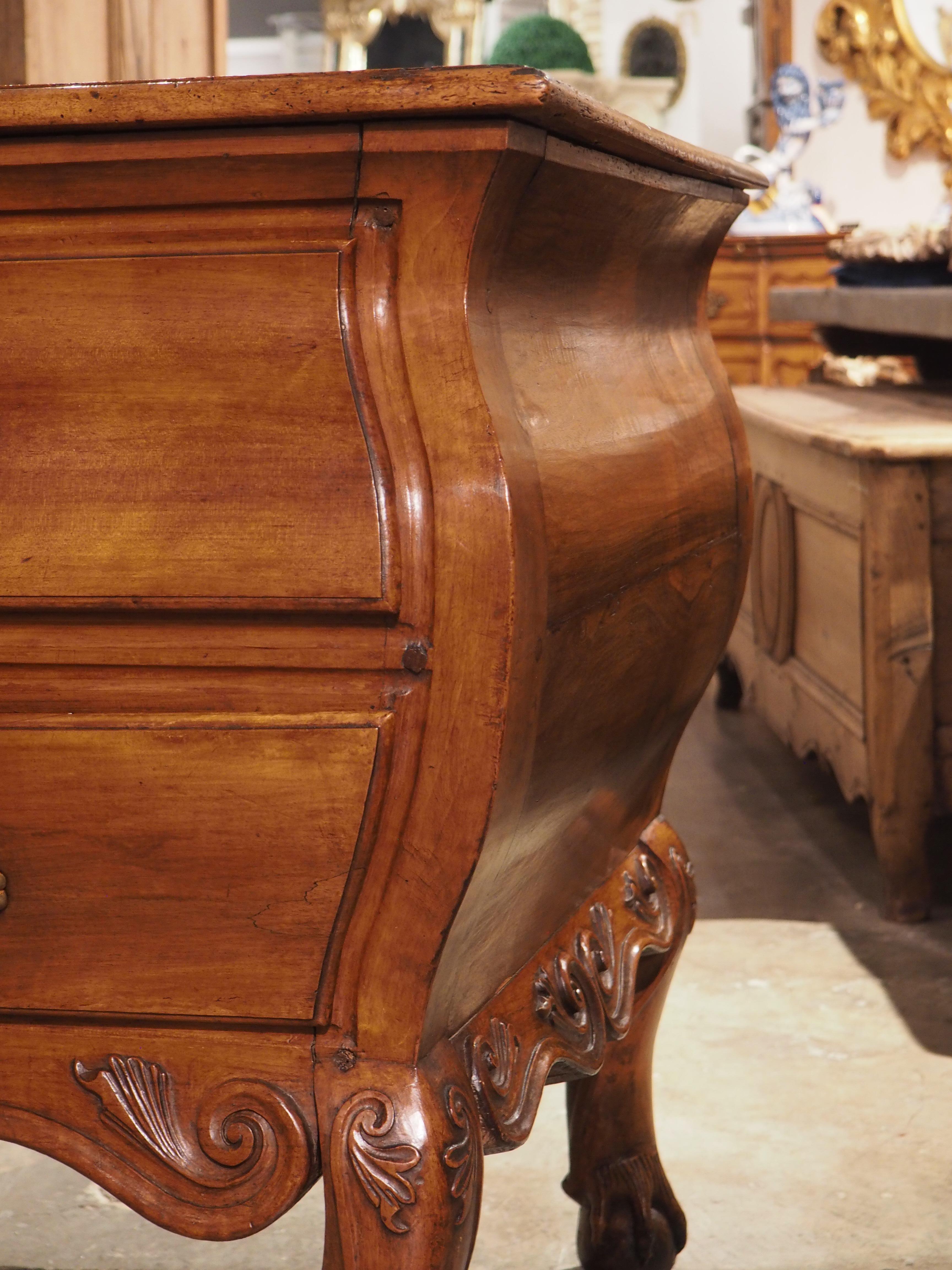 Rare 18th Century French Walnut Commode “Angouleme” with Stamped Bronze Hardware For Sale 10